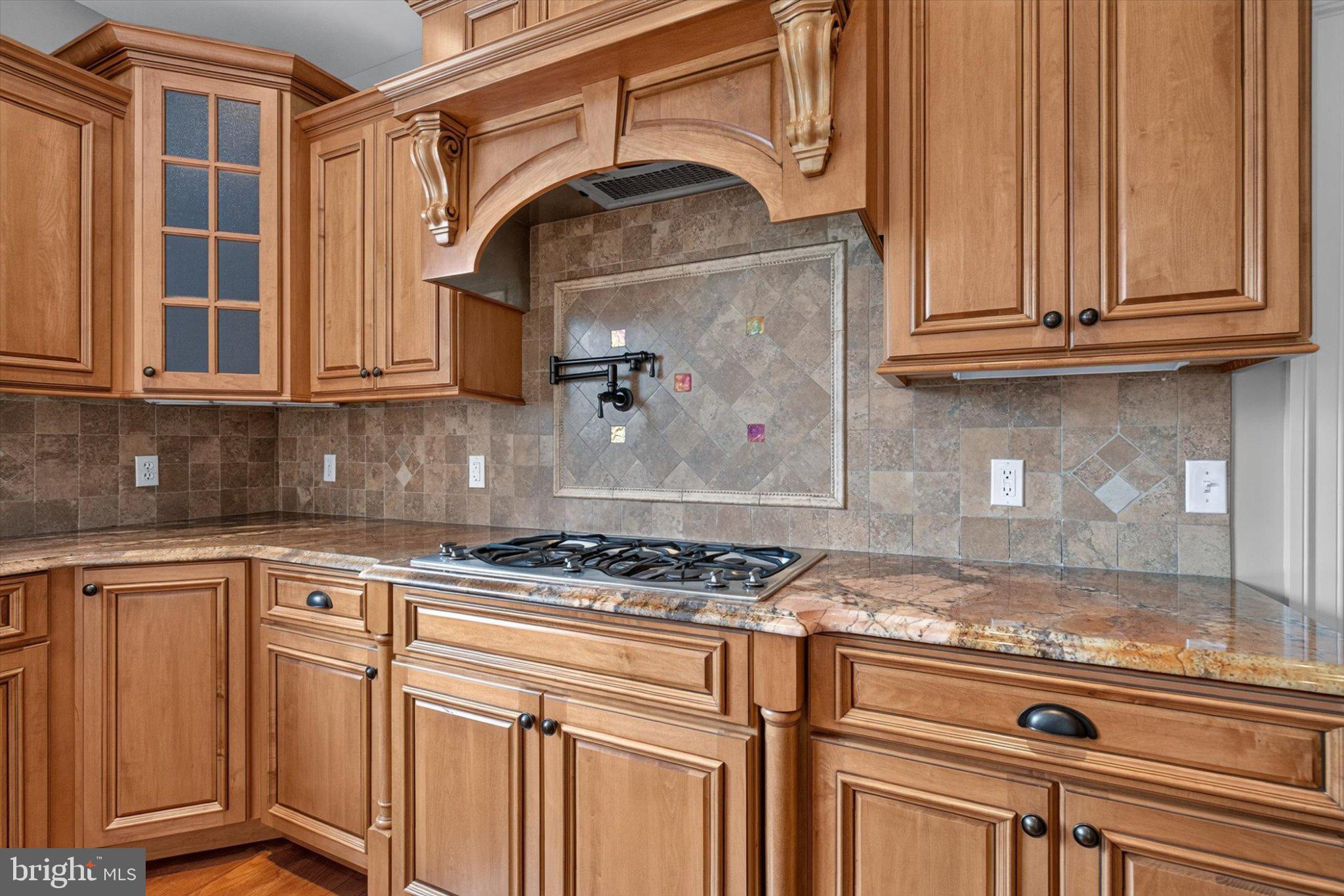 DEAVEN WOODS - Residential
