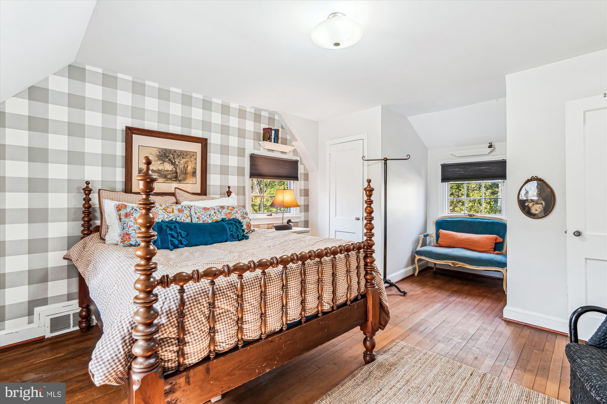 HILLANDALE - Residential