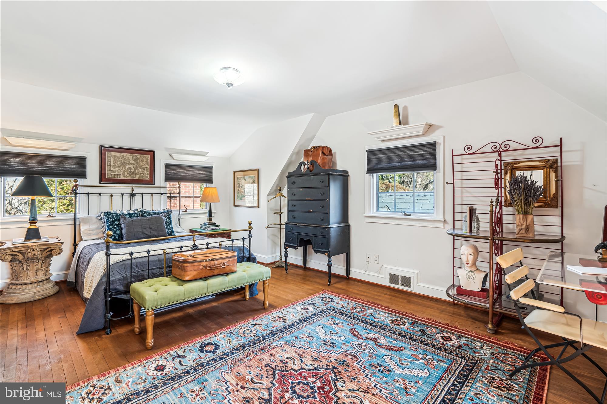 HILLANDALE - Residential