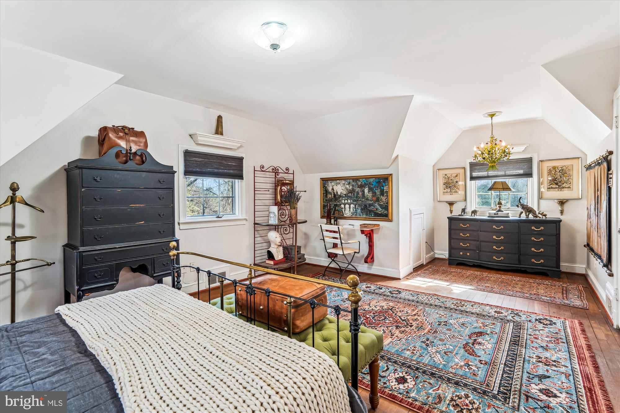 HILLANDALE - Residential