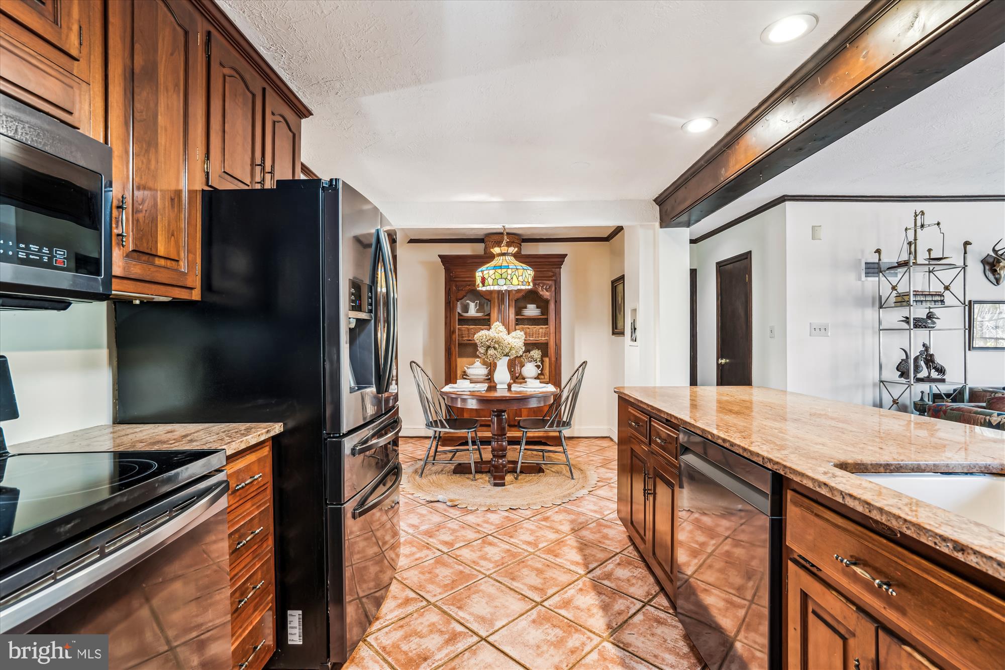 HILLANDALE - Residential