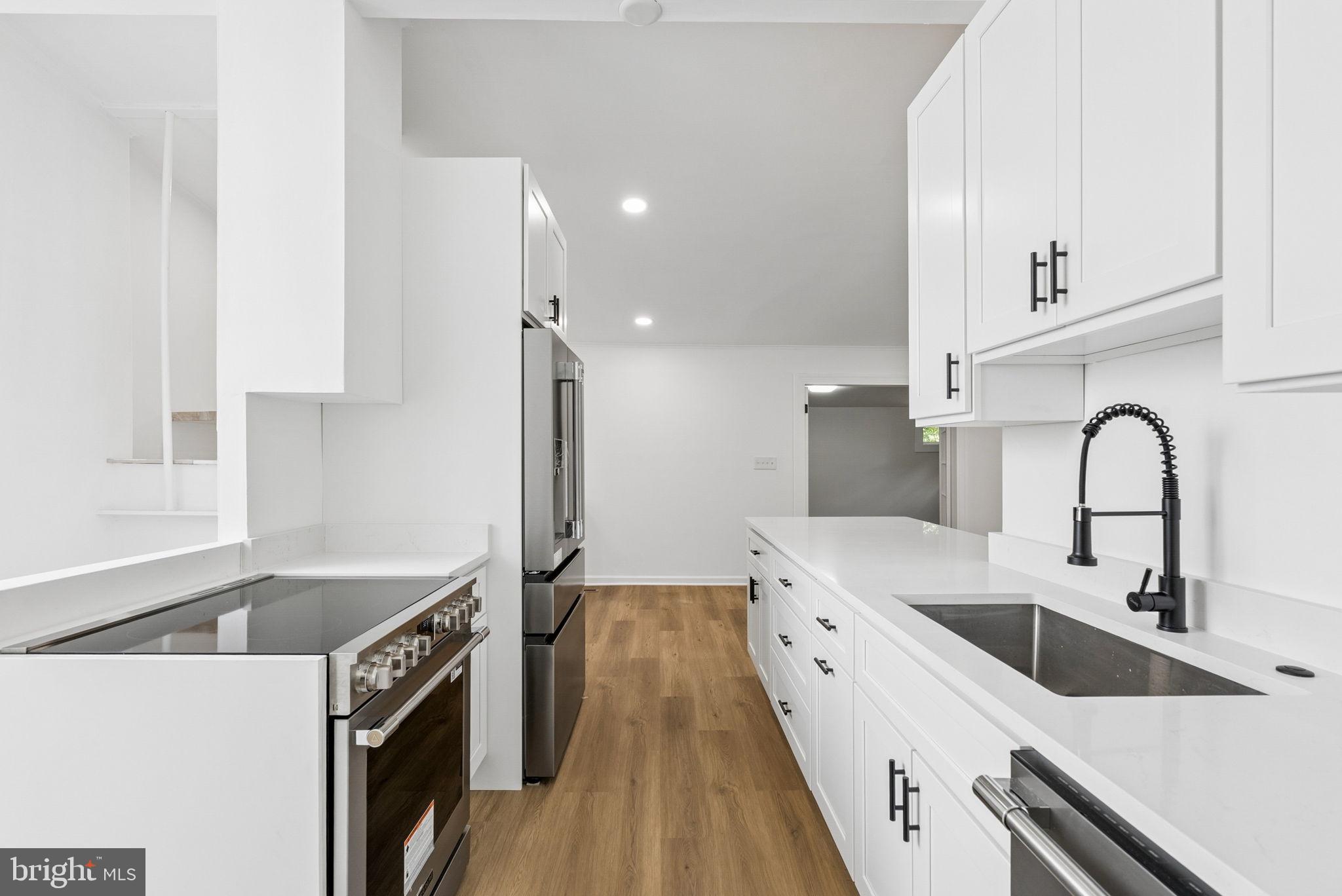 BELLE FARM ESTATES - Residential