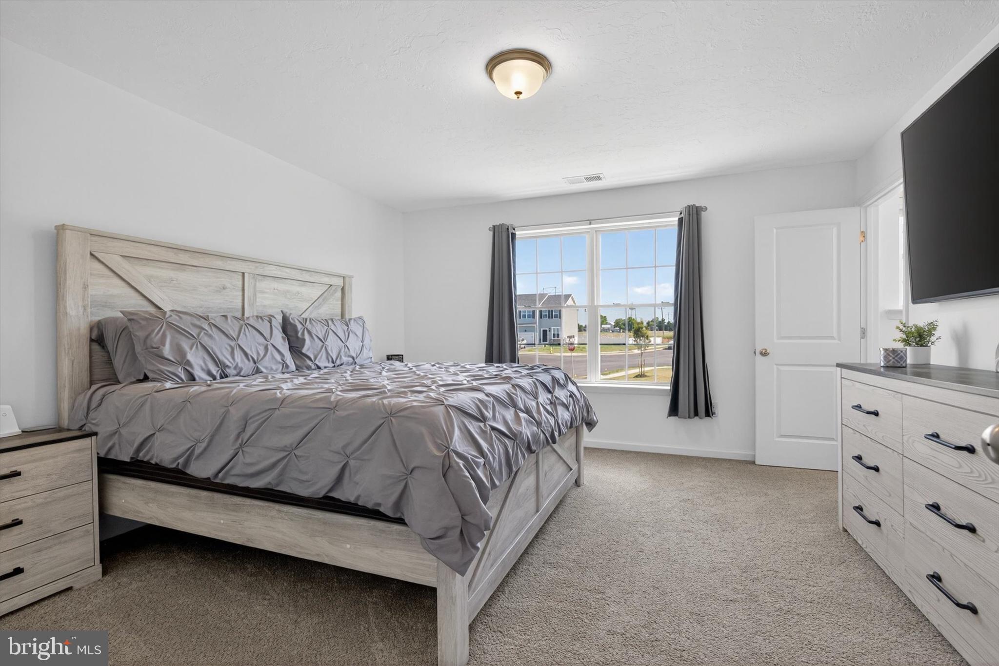 KINGS COURT AT BROWNSTONE - Residential