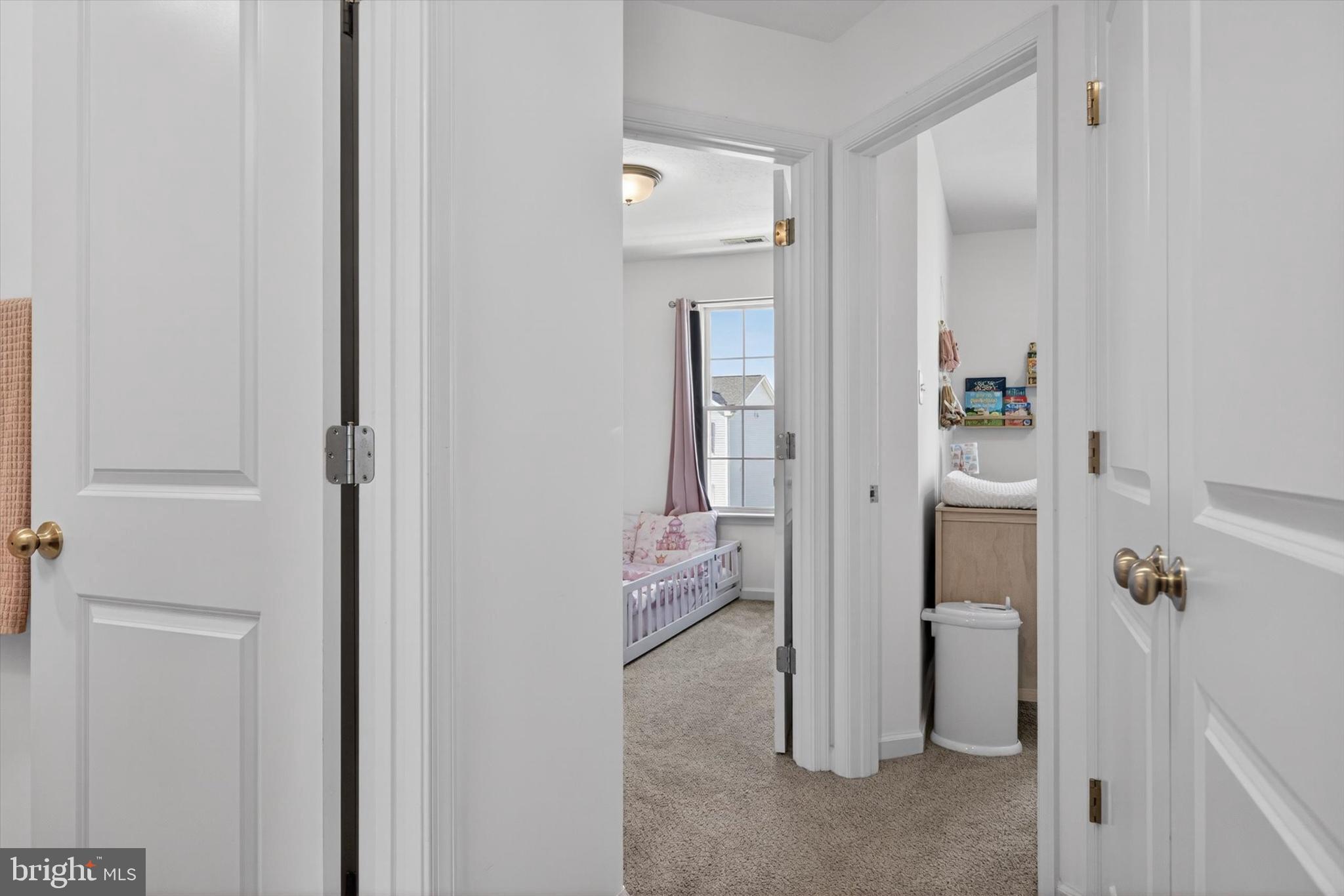 KINGS COURT AT BROWNSTONE - Residential