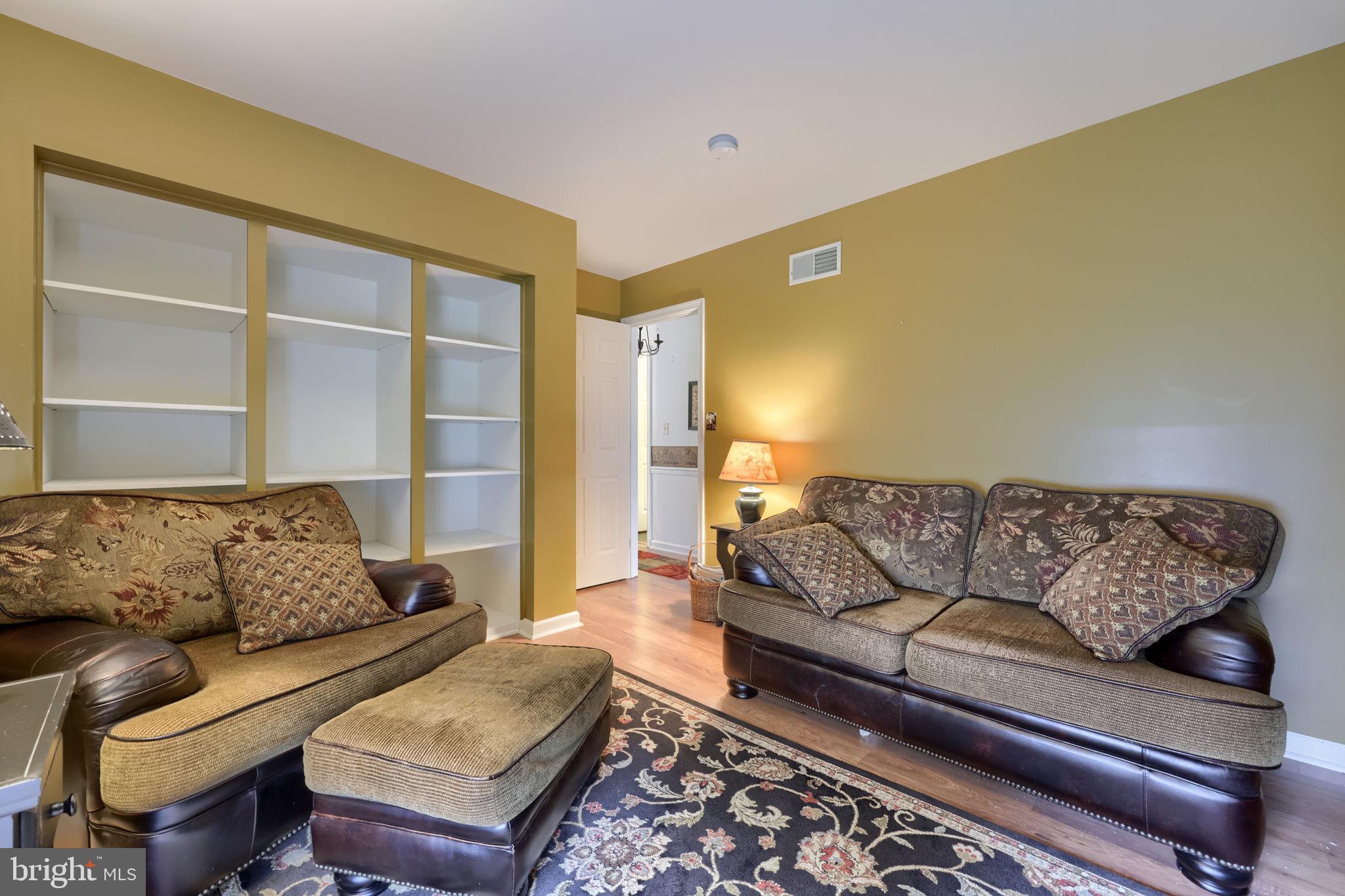 ROSE HILL - Residential
