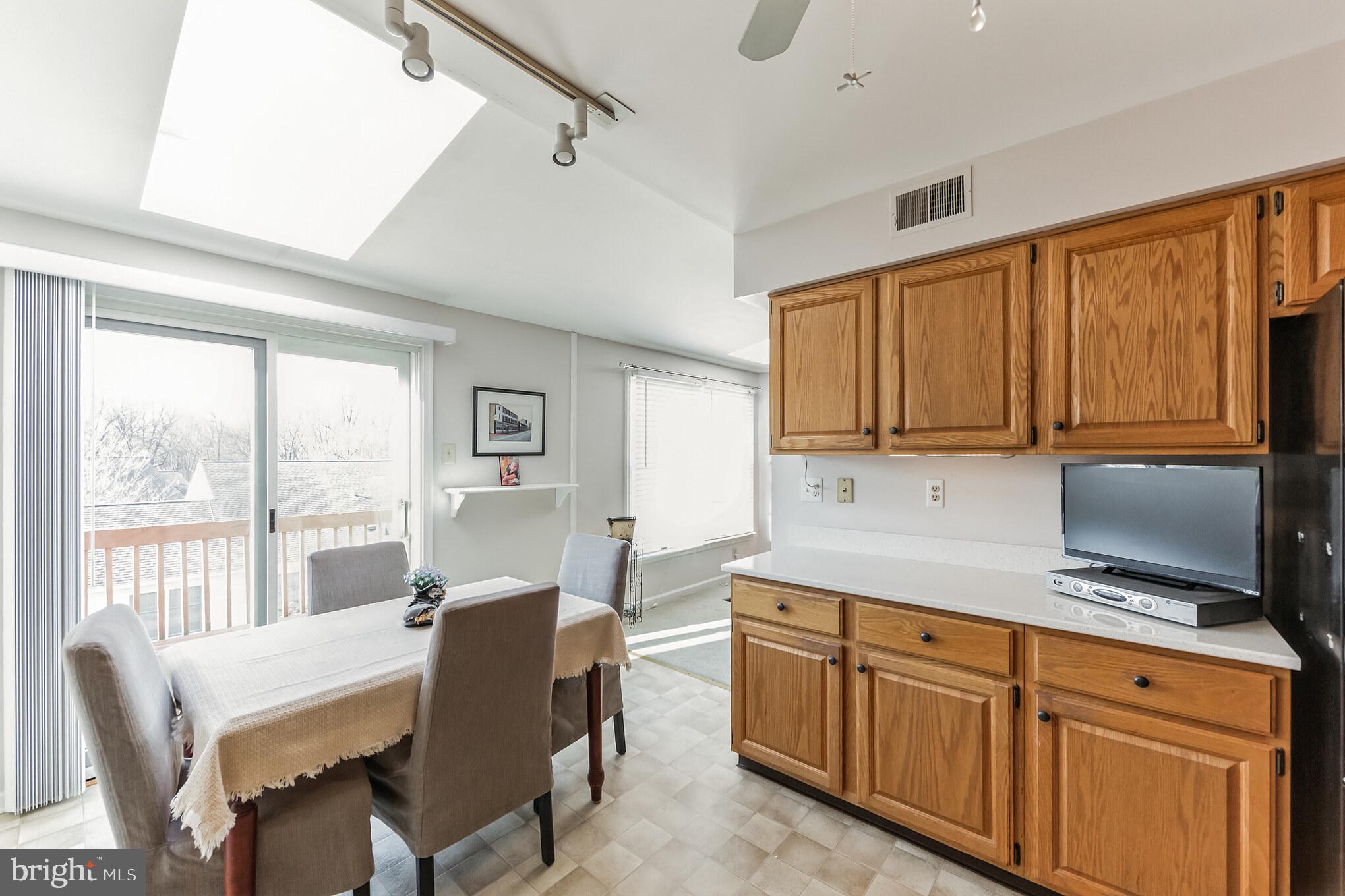 OAK RIDGE - Residential