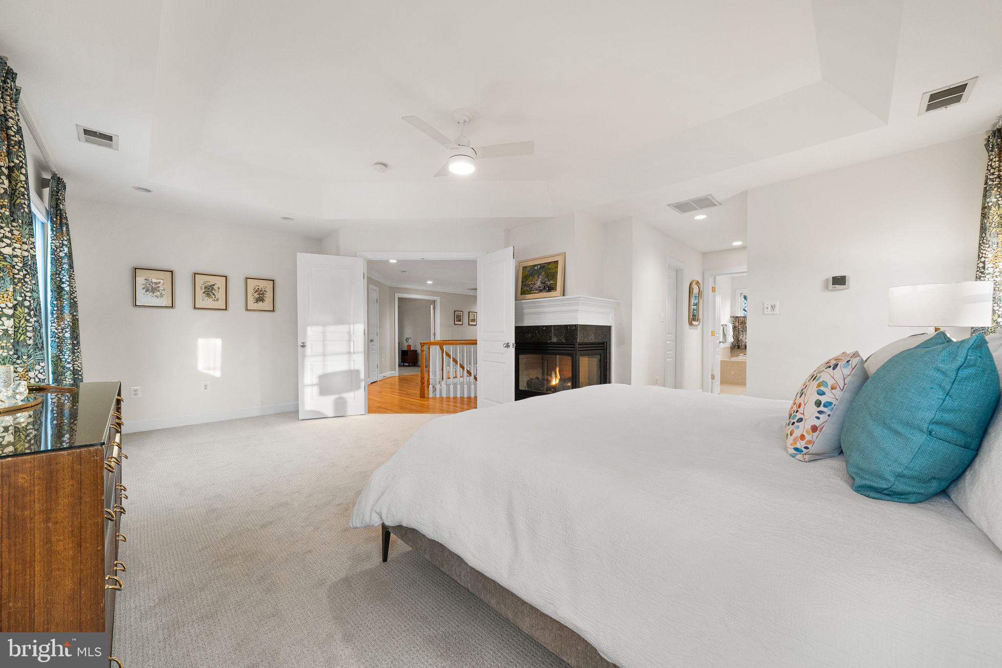 BERKSHIRE OAKWOOD - Residential