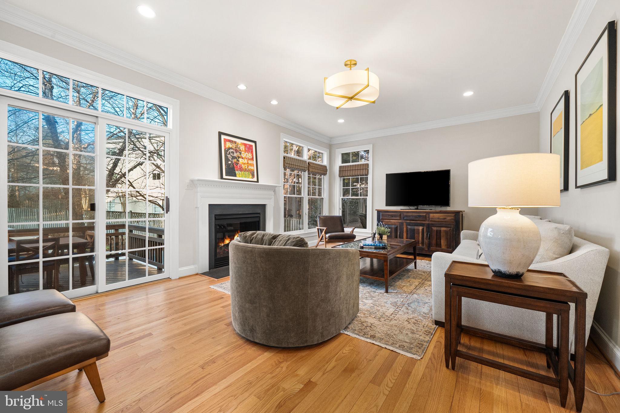 BERKSHIRE OAKWOOD - Residential