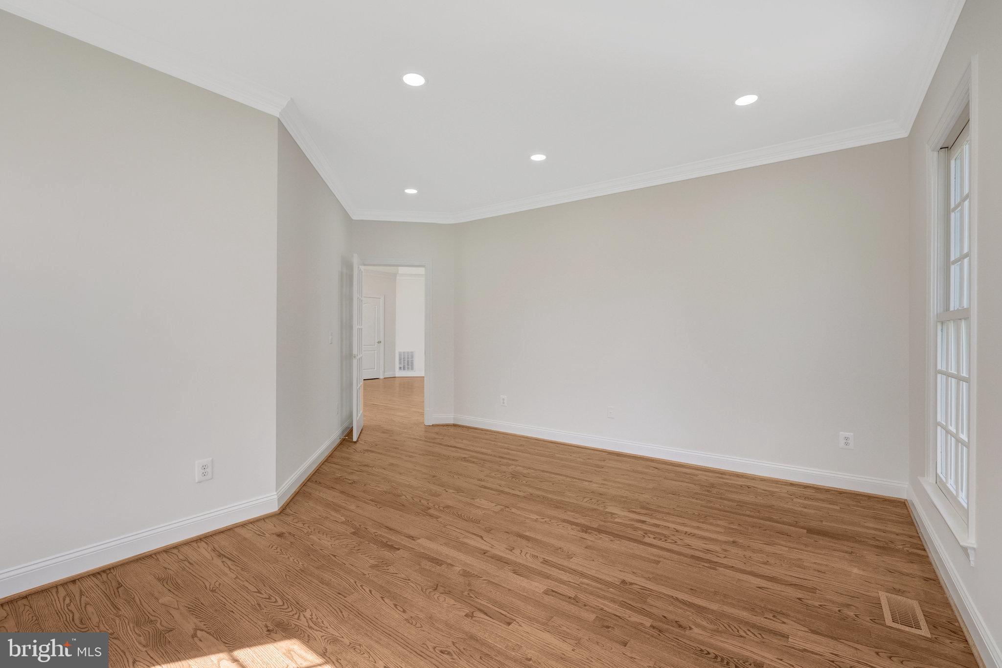 LAKE MANASSAS - Residential