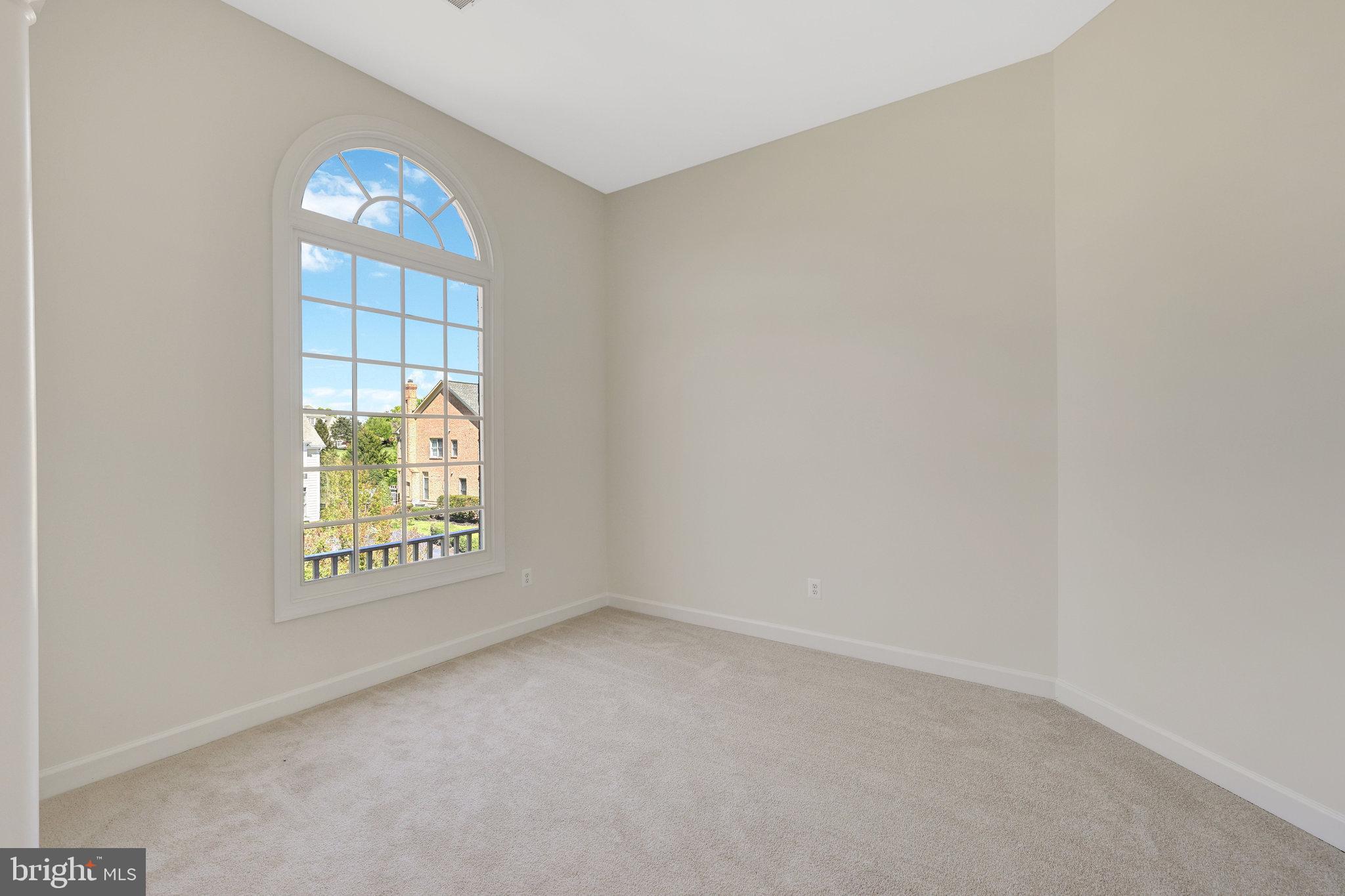 LAKE MANASSAS - Residential