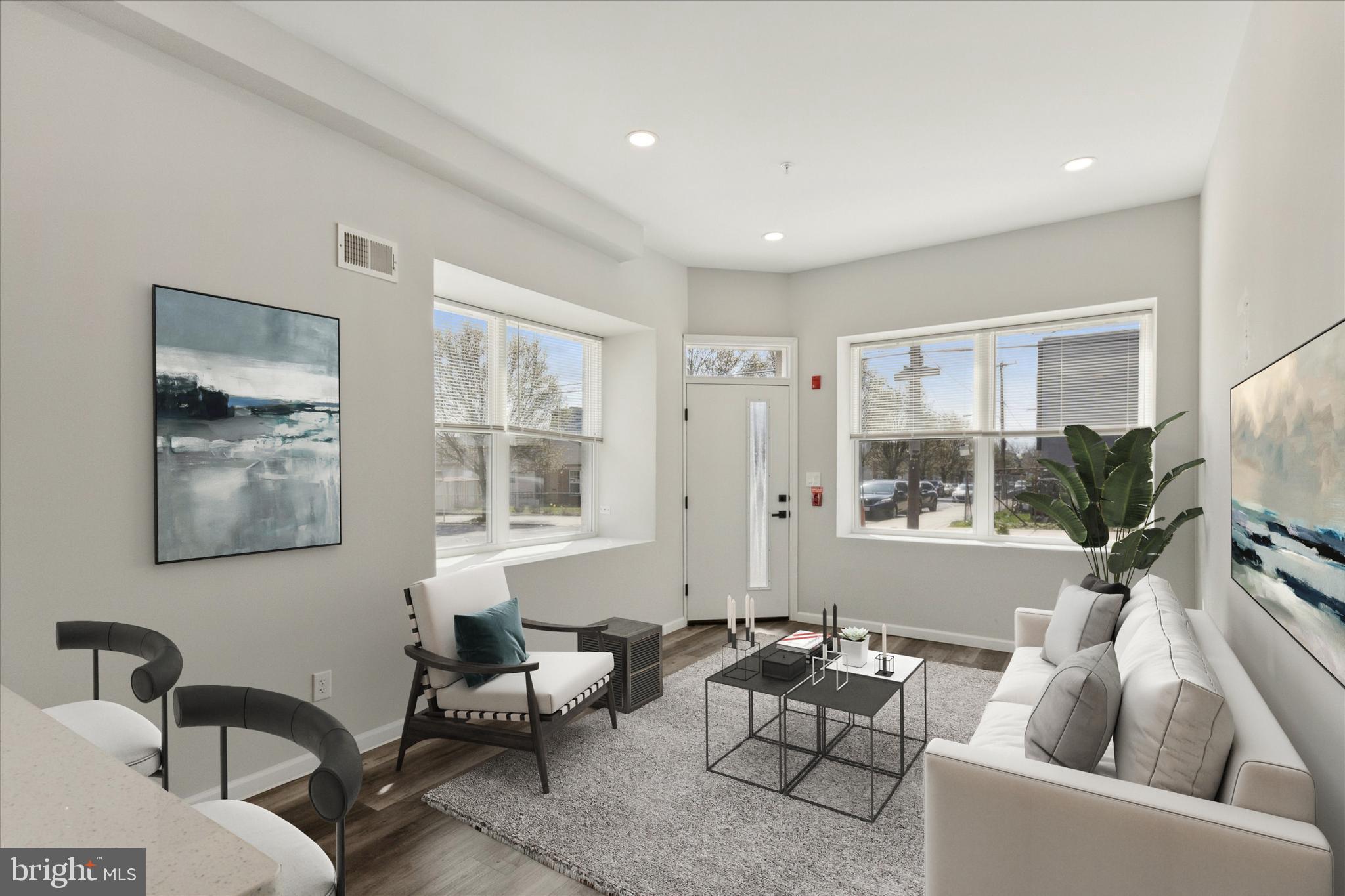 LUDLOW - Residential