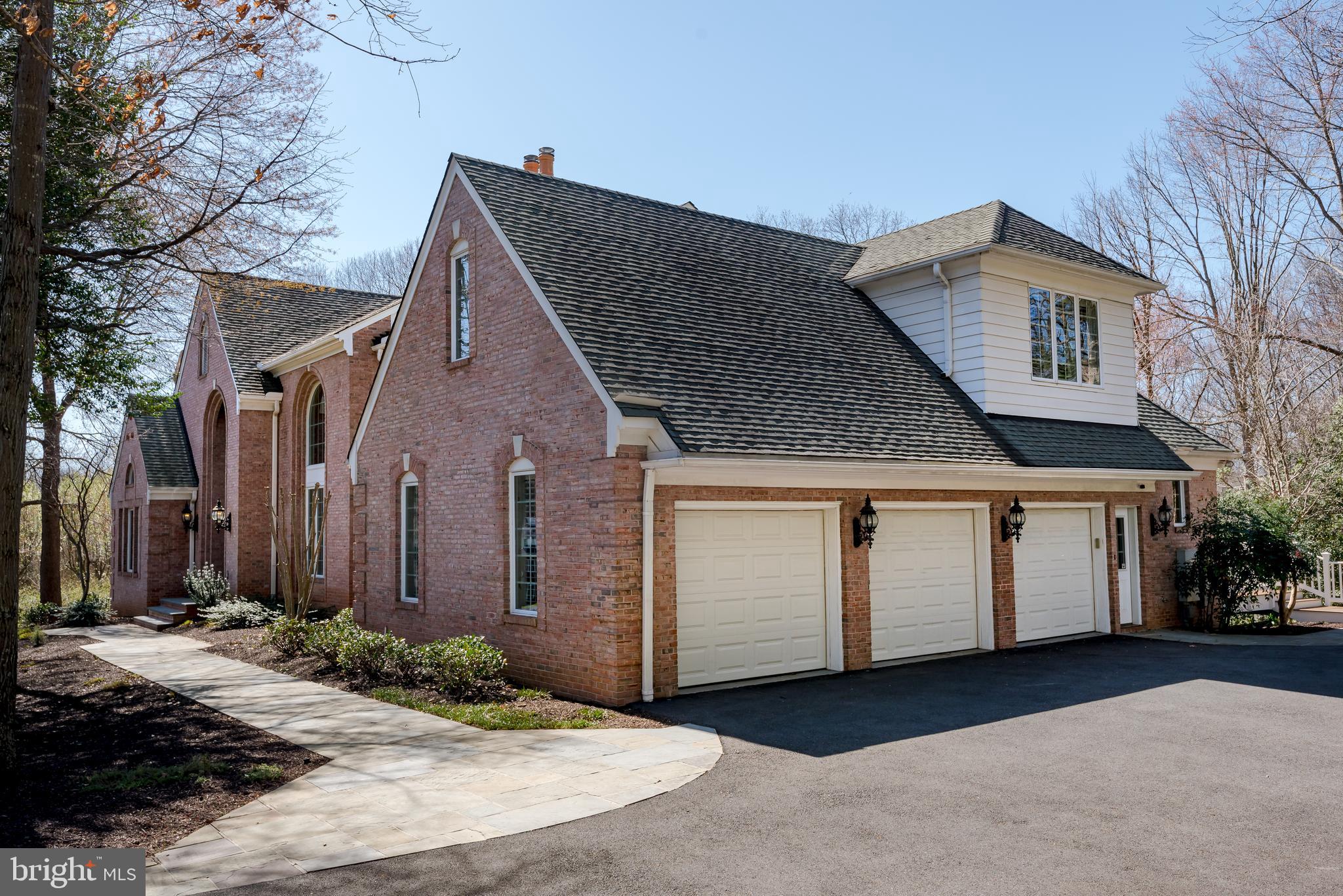 HANNAH HILLS - Residential