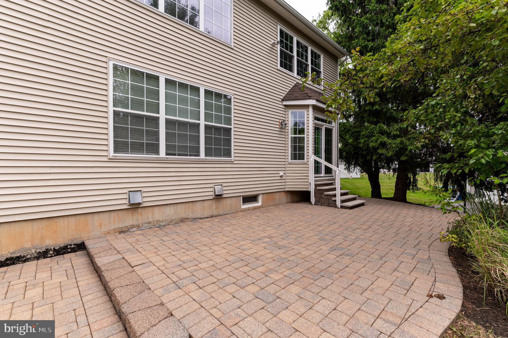 RIVERVIEW ESTATES - Residential