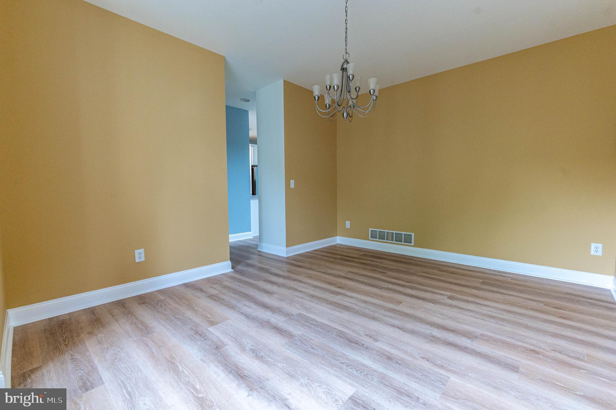 RIVERVIEW ESTATES - Residential