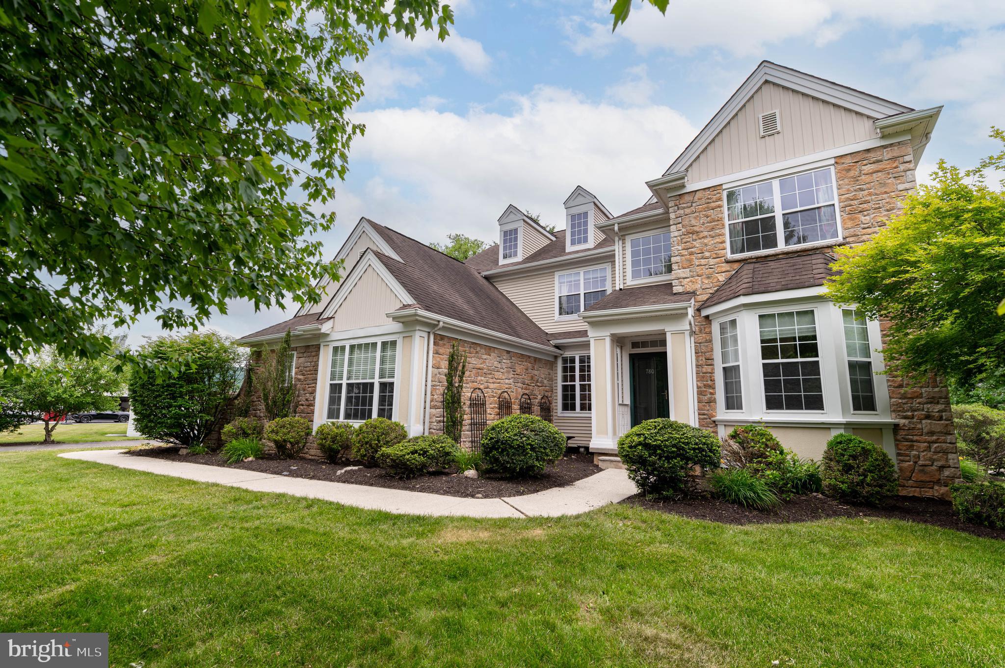 RIVERVIEW ESTATES - Residential
