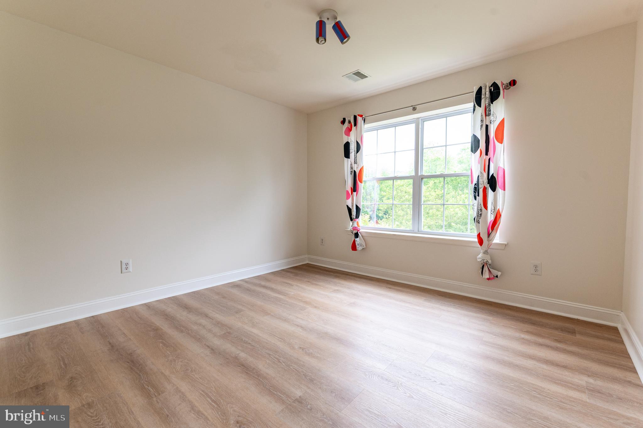 RIVERVIEW ESTATES - Residential