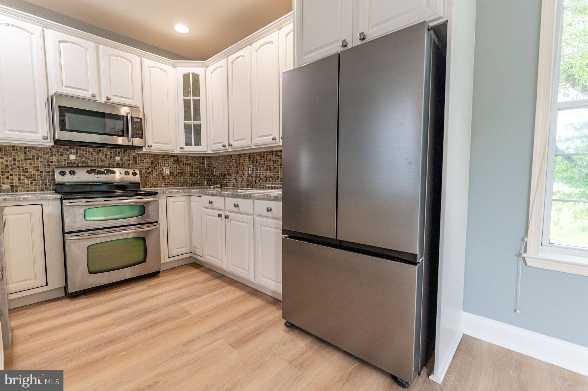RIVERVIEW ESTATES - Residential