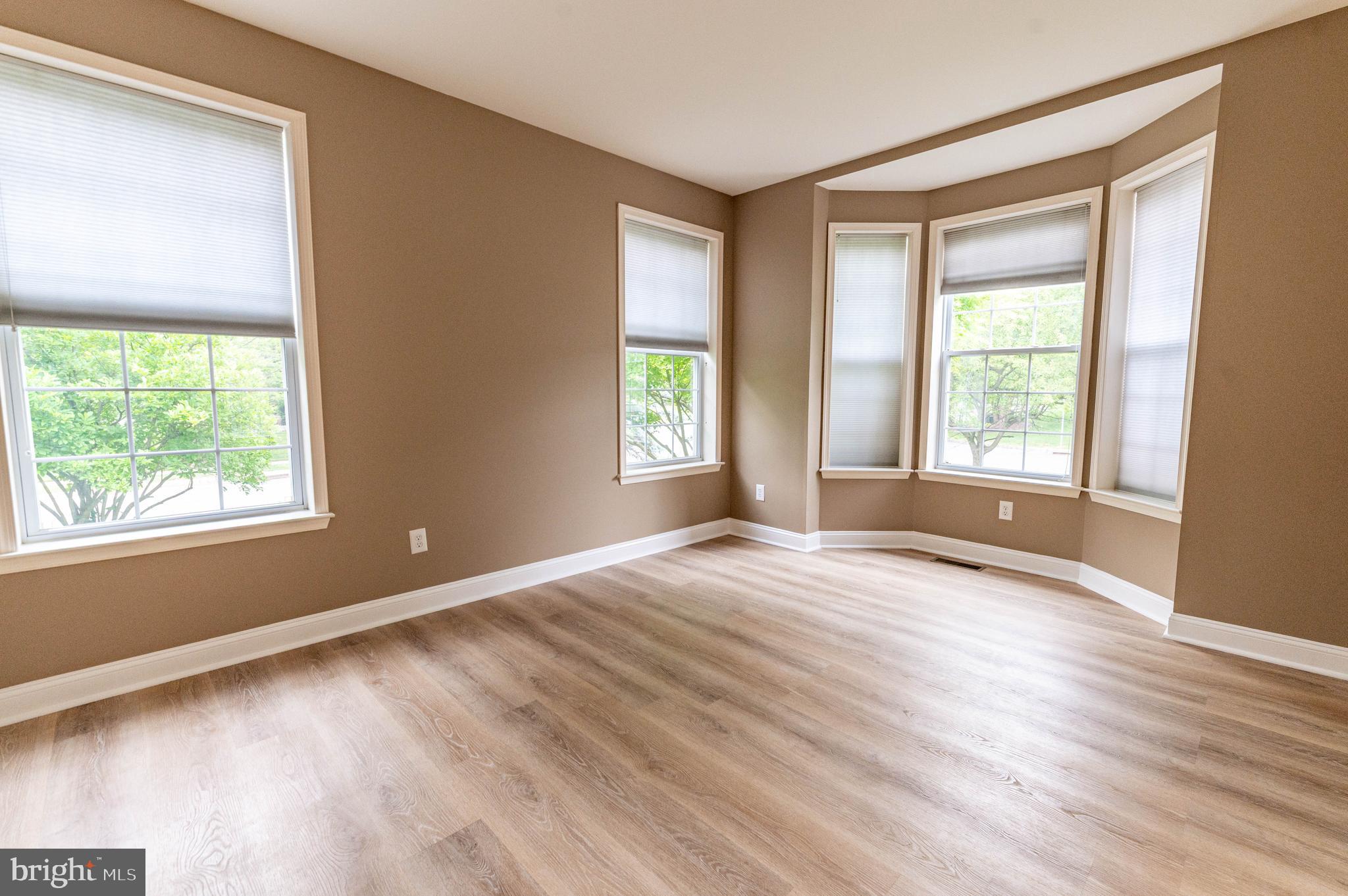 RIVERVIEW ESTATES - Residential