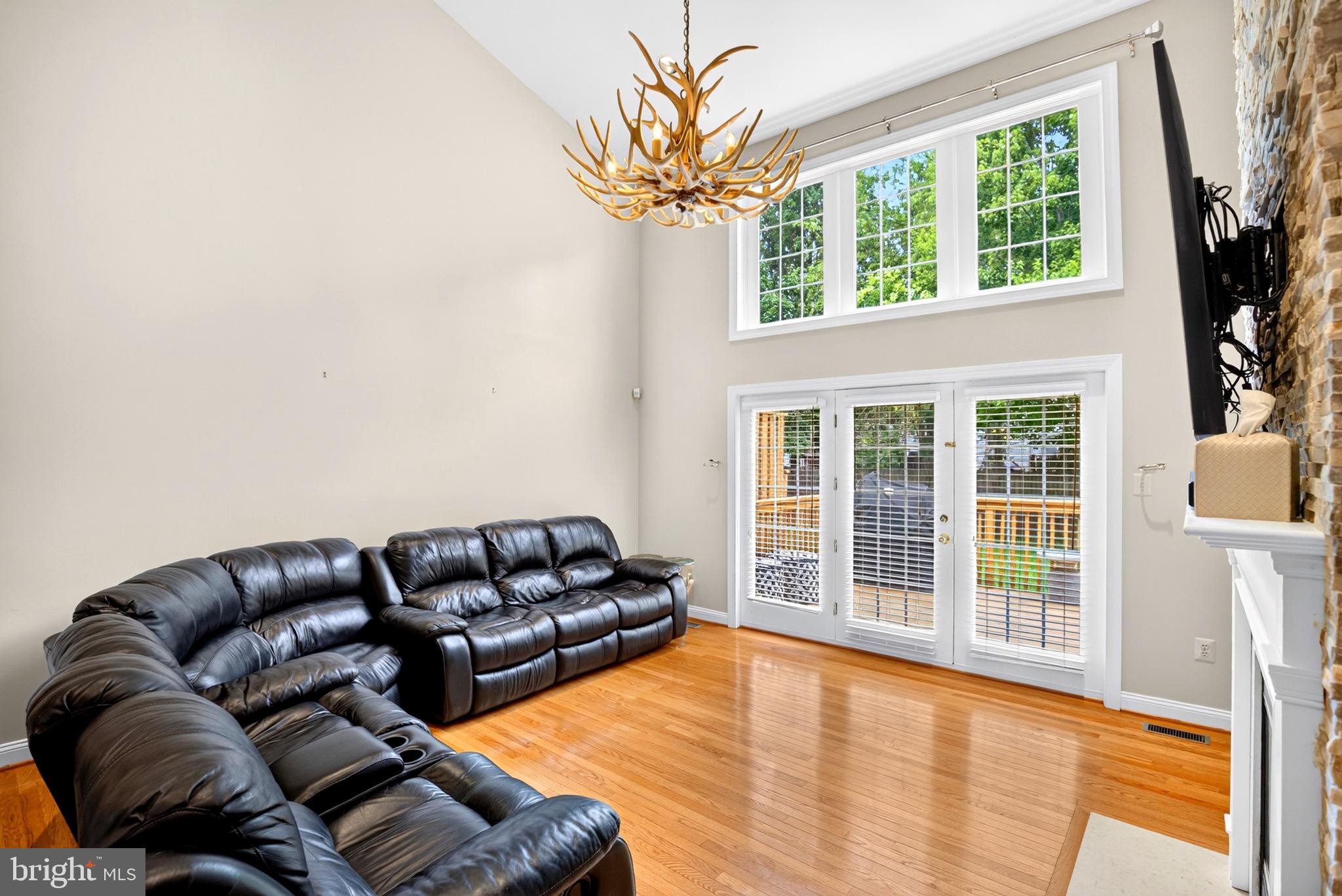 RESERVE AT PENN CRSG - Residential