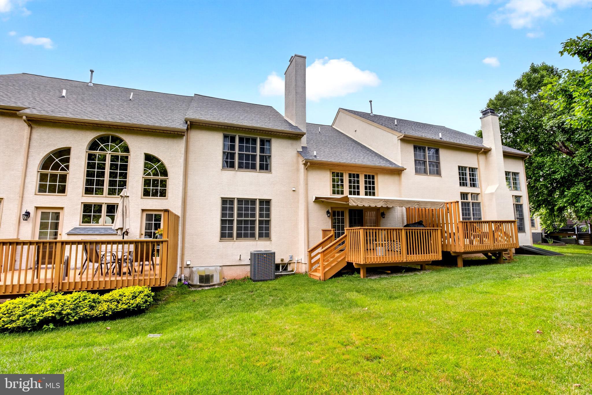 RESERVE AT PENN CRSG - Residential