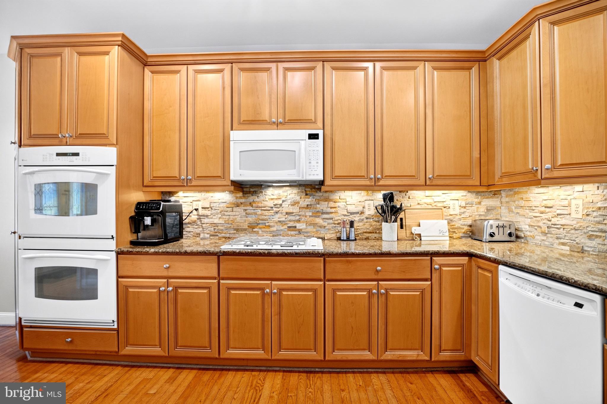 RESERVE AT PENN CRSG - Residential