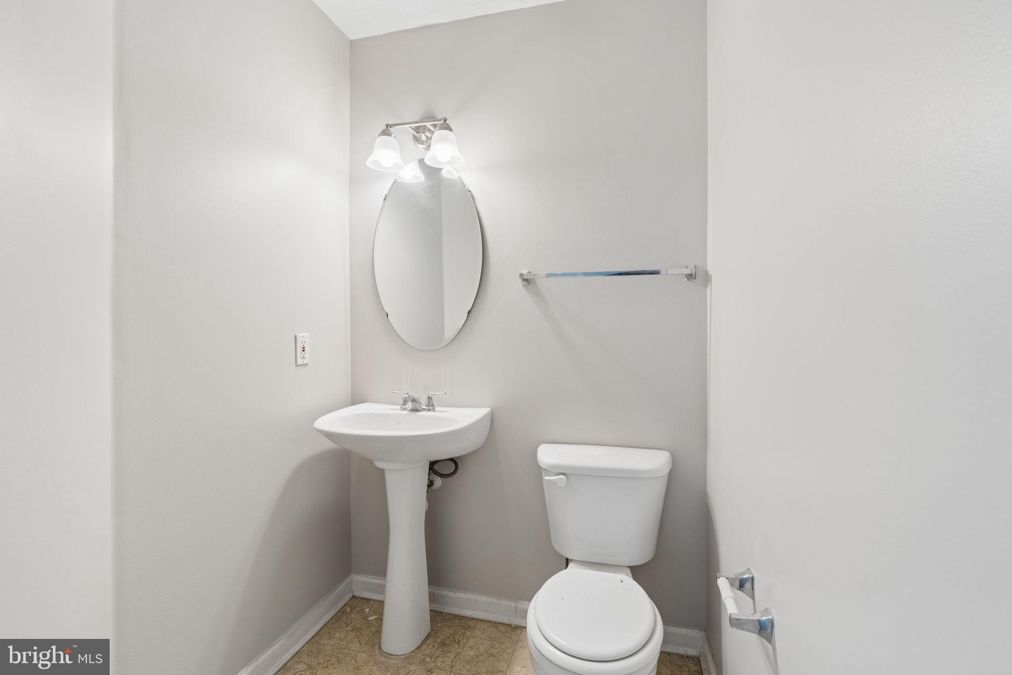 COLLEGE - Residential