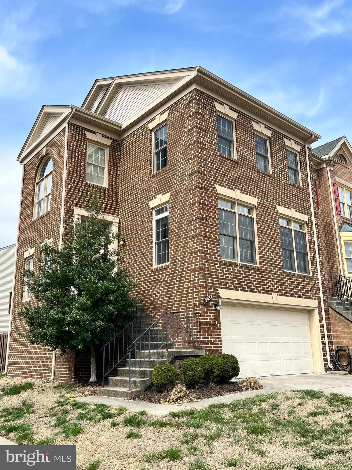 SEVEN OAKS - Residential
