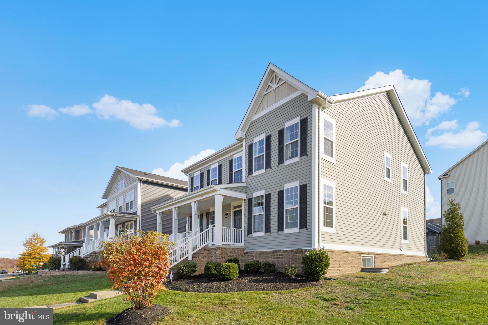 EMBREY MILL - Residential