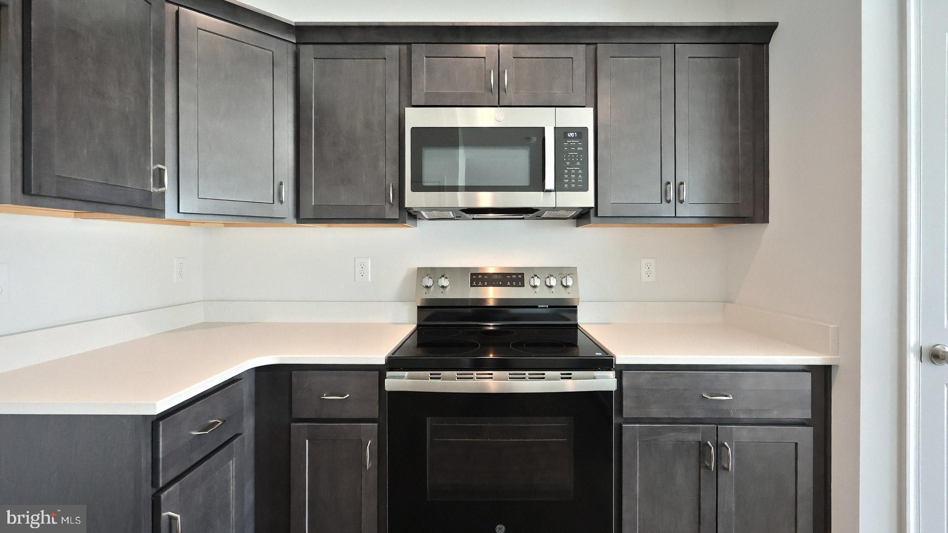 THE TOWNES AT BRIAR CREEK - Residential