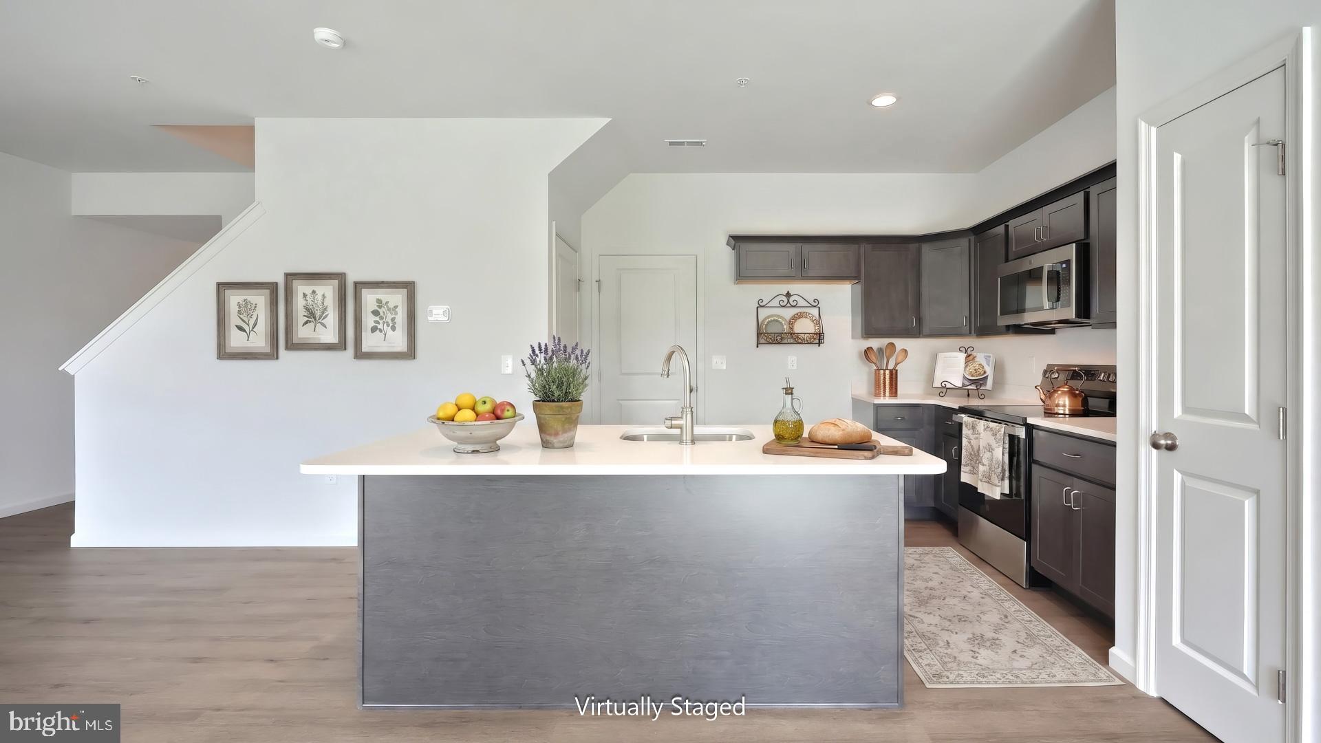 THE TOWNES AT BRIAR CREEK - Residential