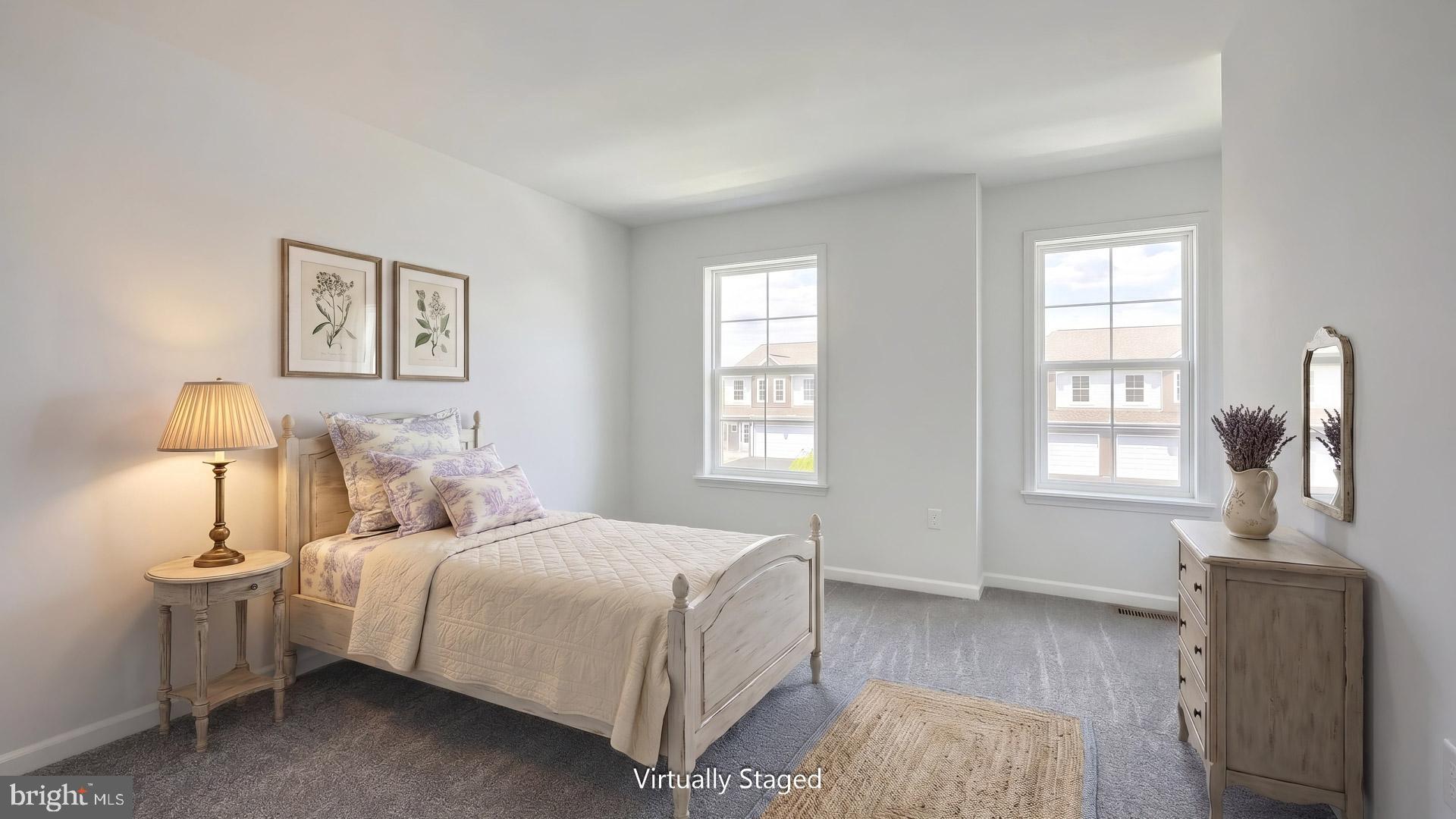 THE TOWNES AT BRIAR CREEK - Residential