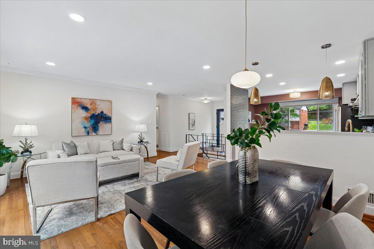 WOODMOOR - Residential