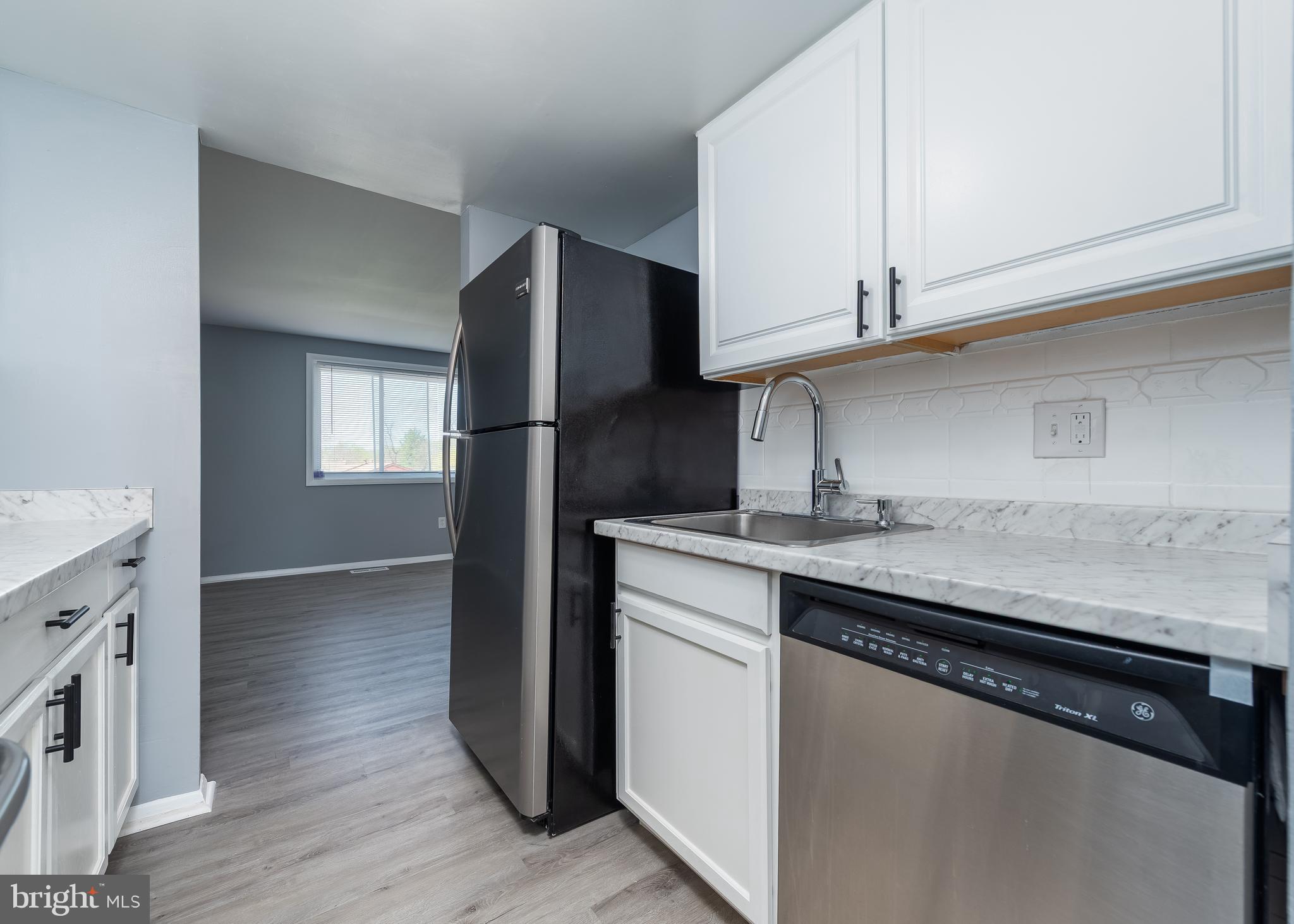 OWEN BROWN WOODS - Residential Lease