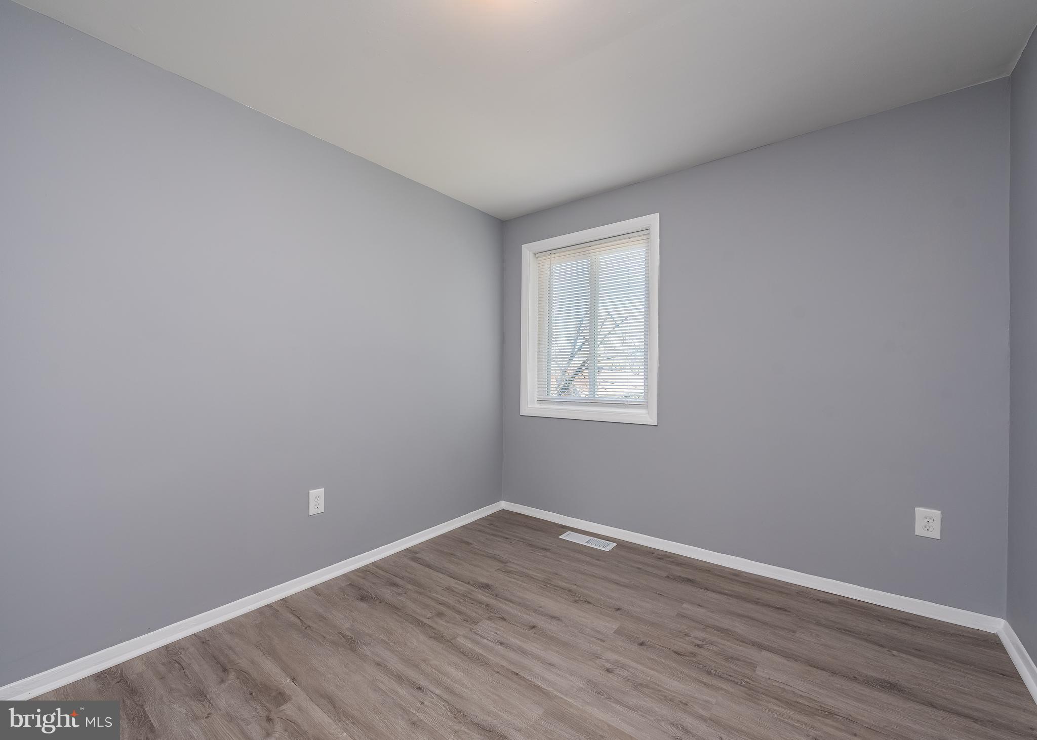 OWEN BROWN WOODS - Residential Lease