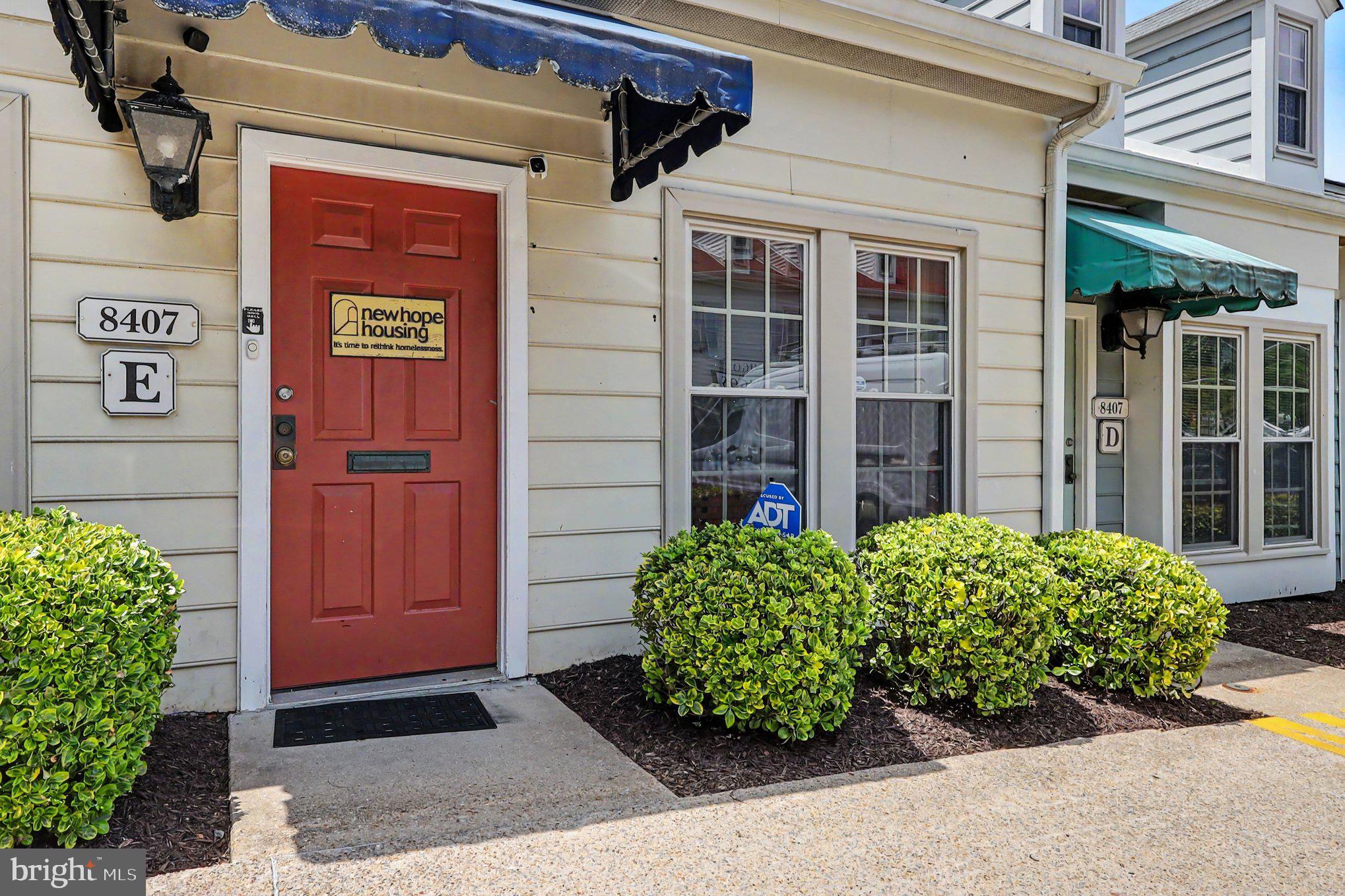 POTOMAC SQUARE - Commercial Sale