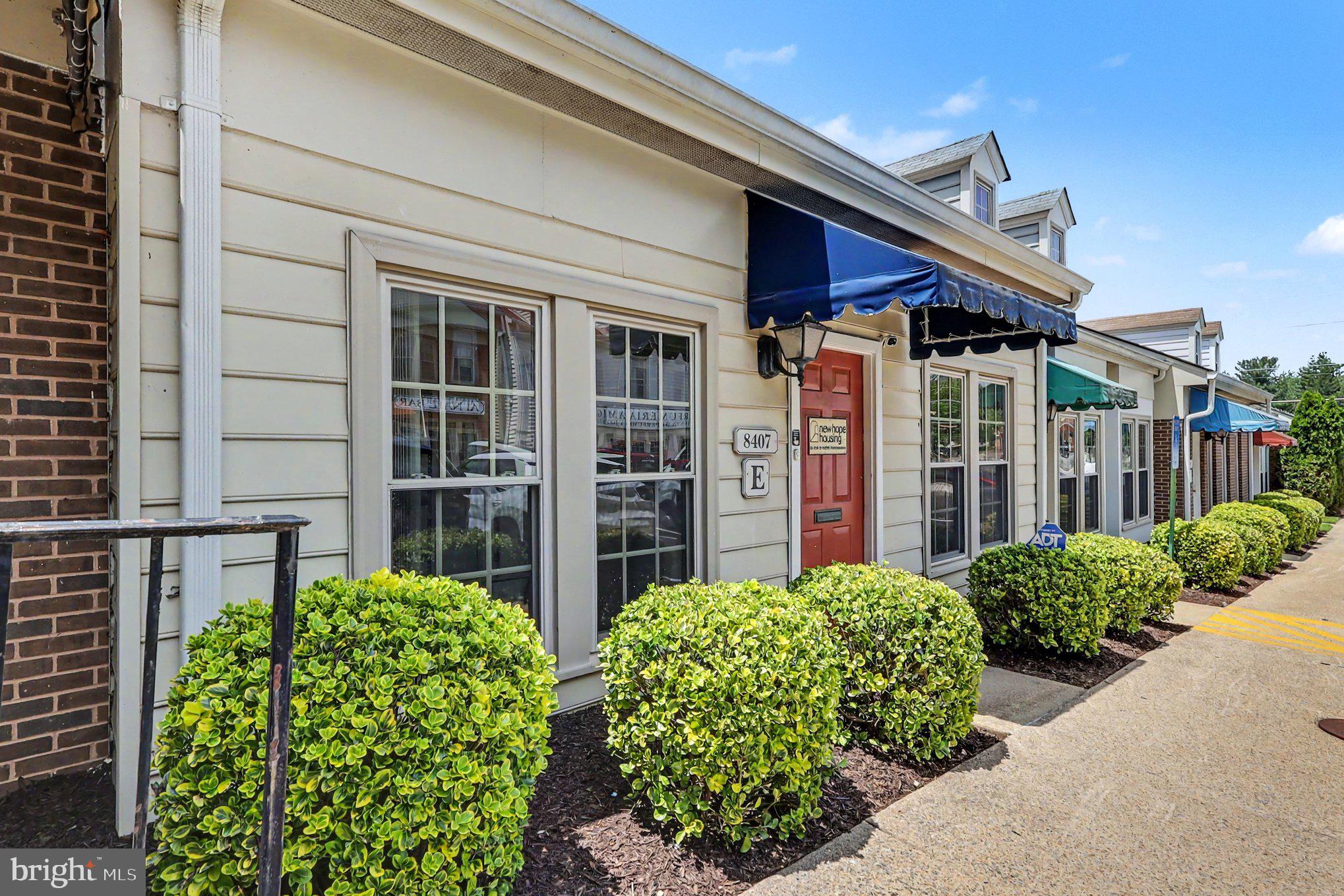POTOMAC SQUARE - Commercial Sale