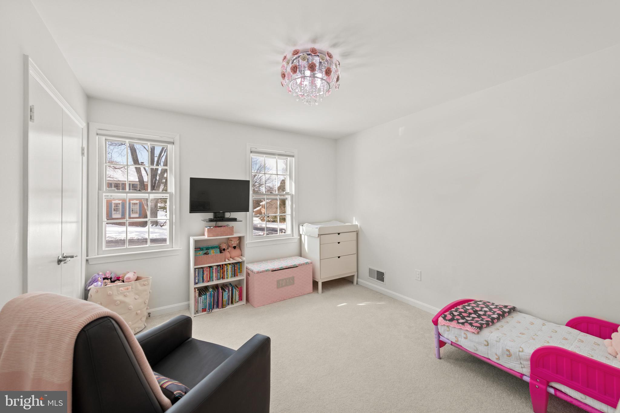 SOMERSET SOUTH - Residential