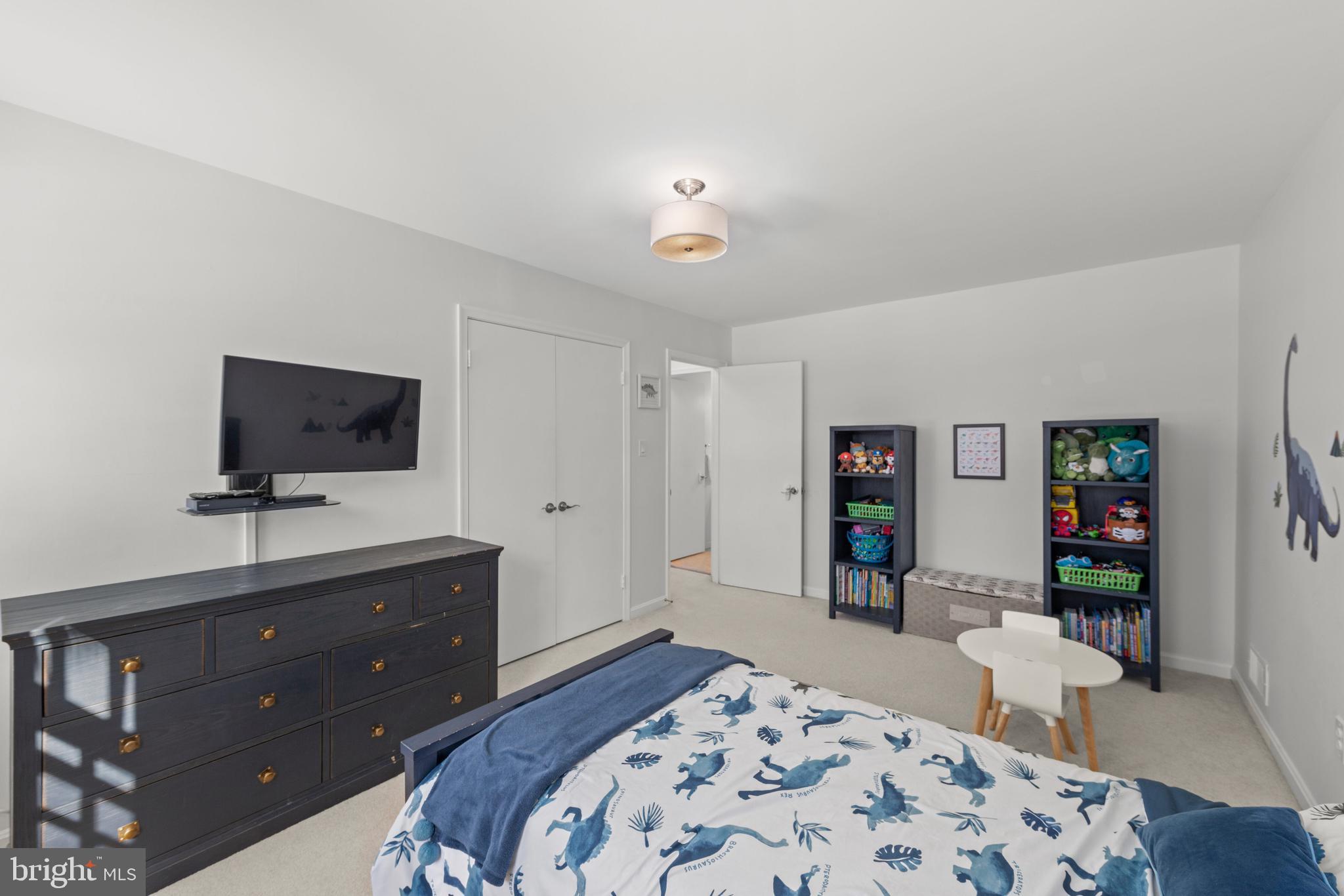 SOMERSET SOUTH - Residential