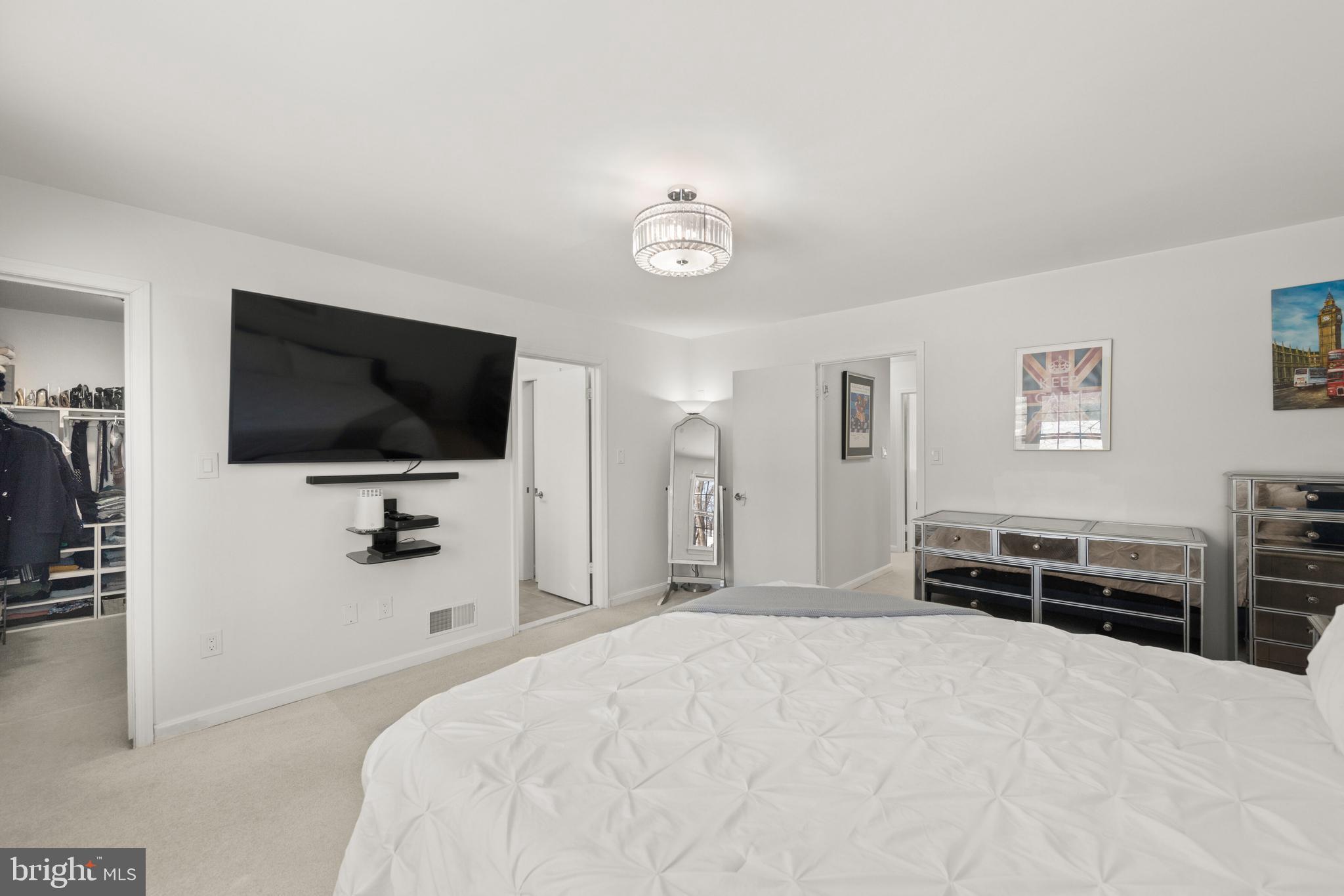 SOMERSET SOUTH - Residential