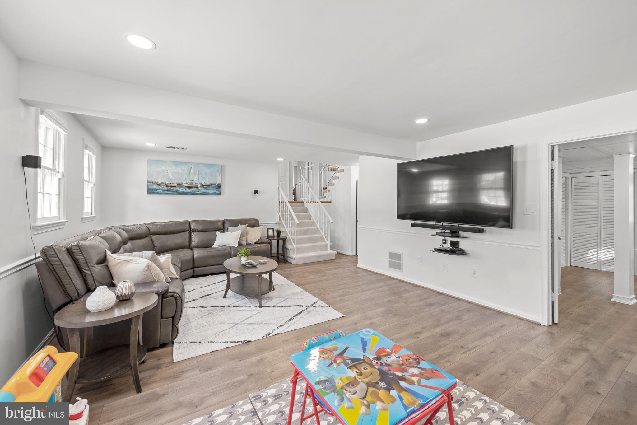 SOMERSET SOUTH - Residential