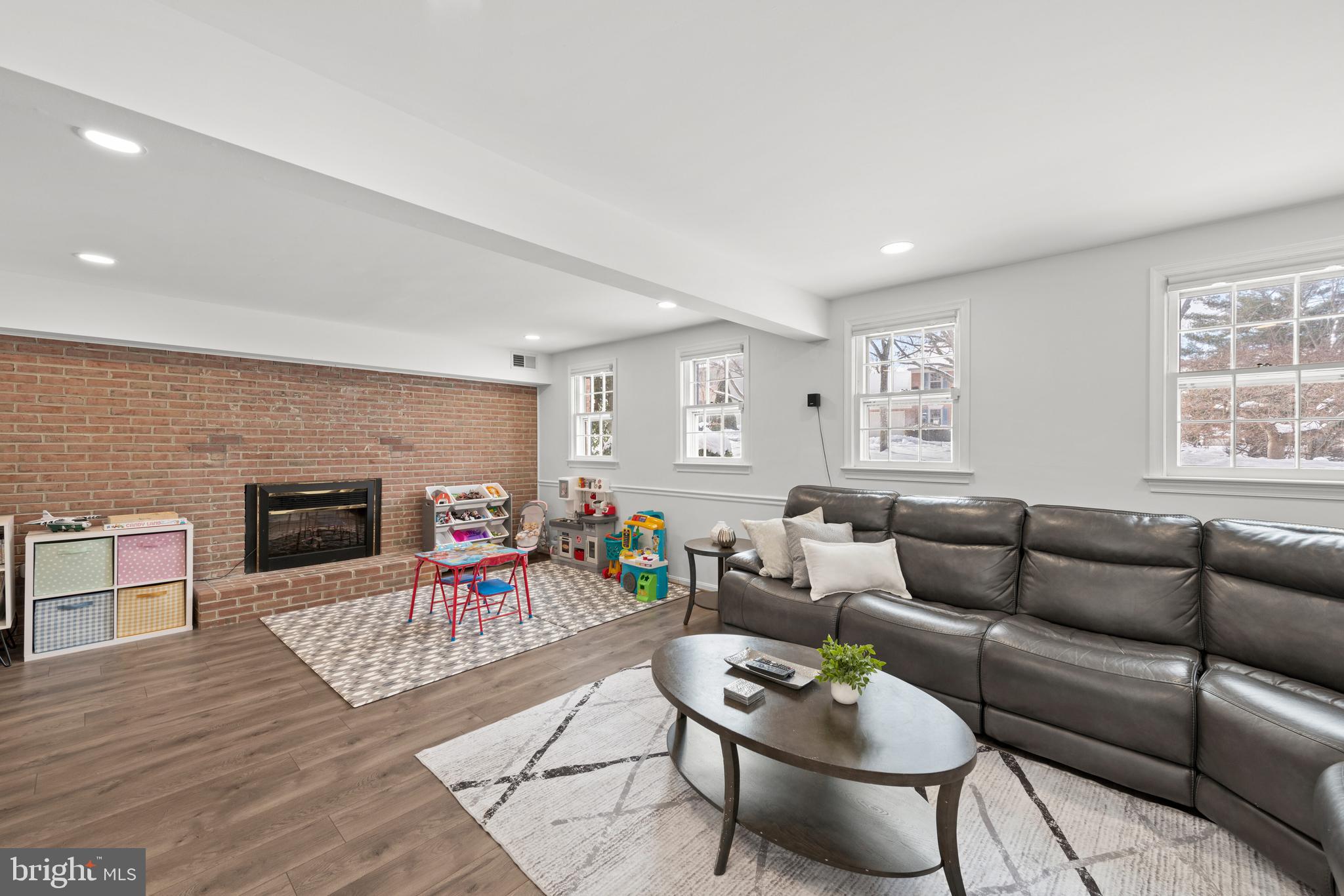 SOMERSET SOUTH - Residential