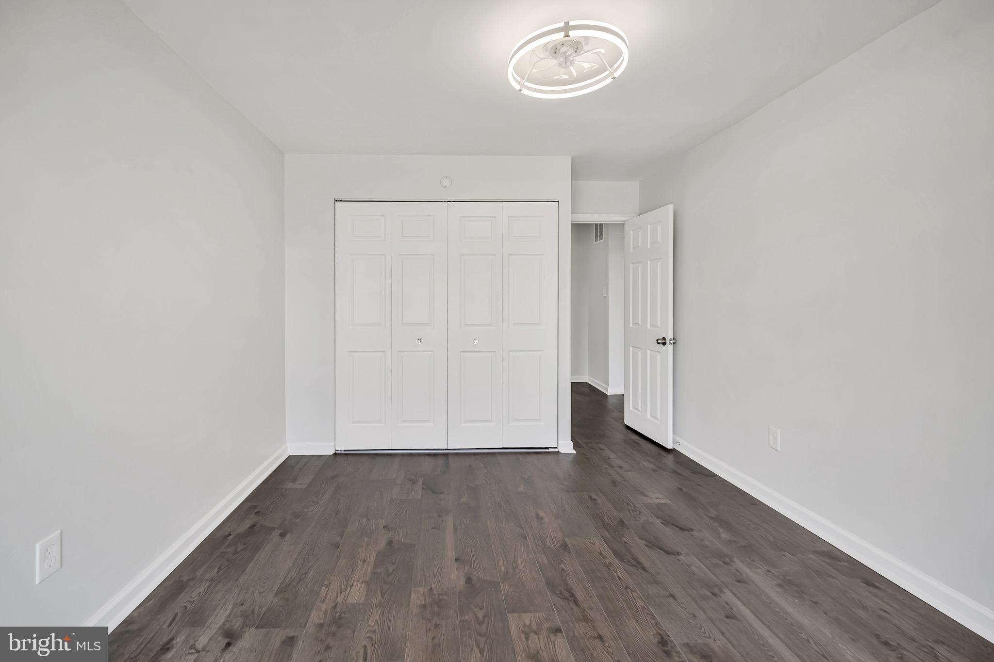 YORKTOWN - Residential