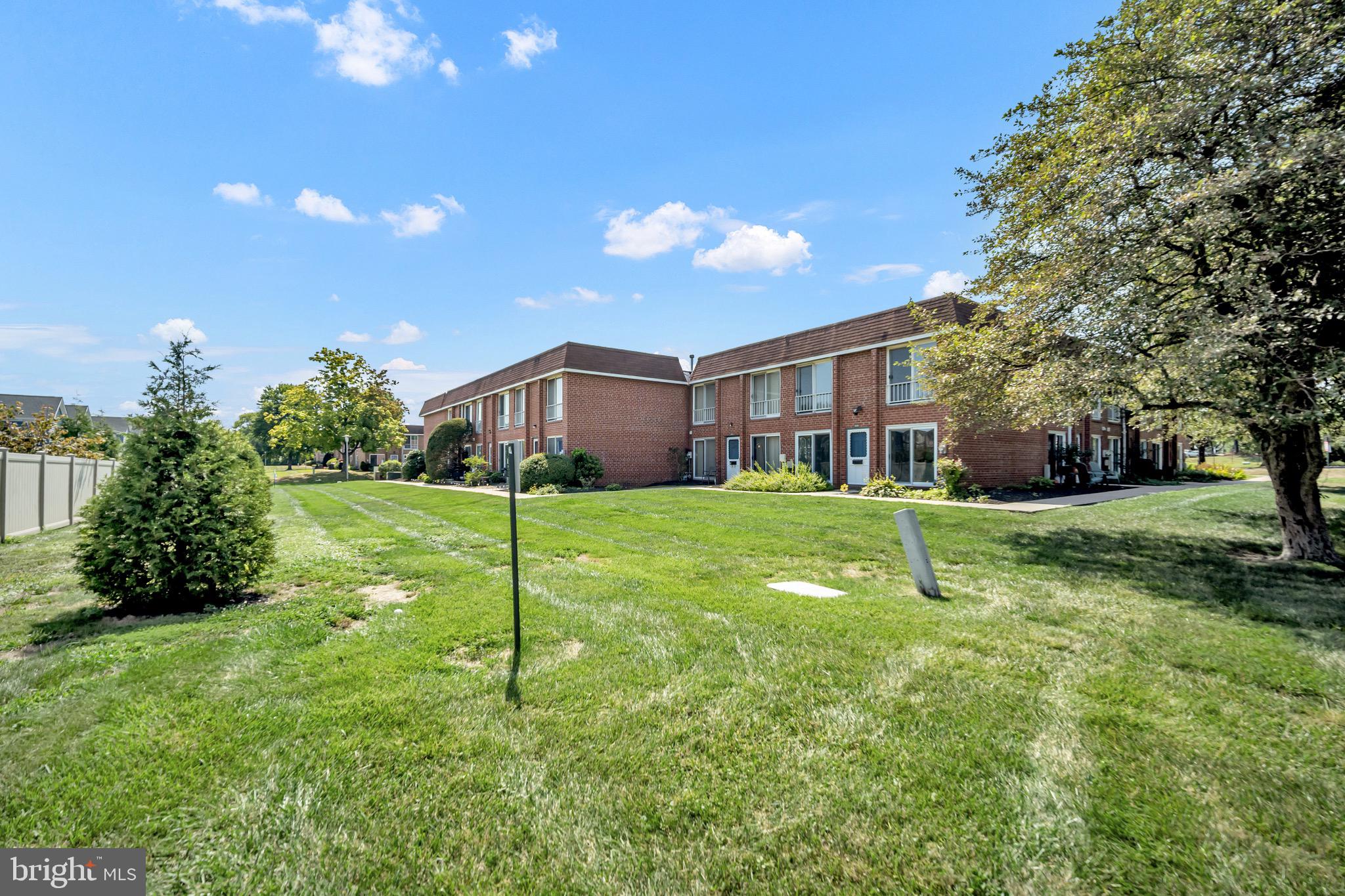 YORKTOWN - Residential
