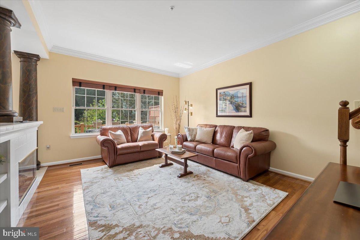WORMANS MILL - Residential