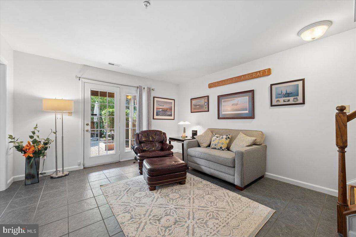 WORMANS MILL - Residential