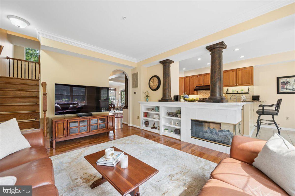 WORMANS MILL - Residential