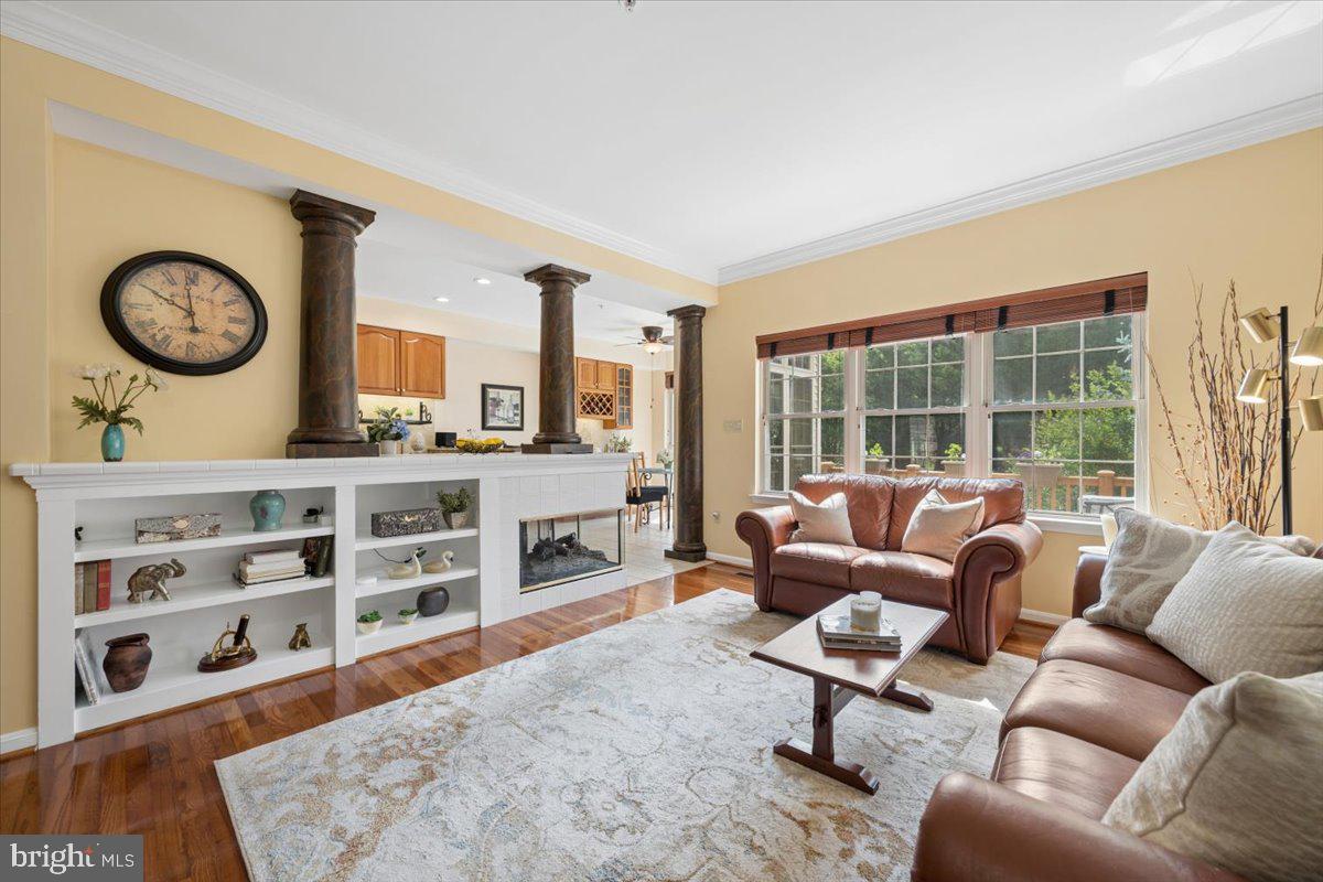 WORMANS MILL - Residential