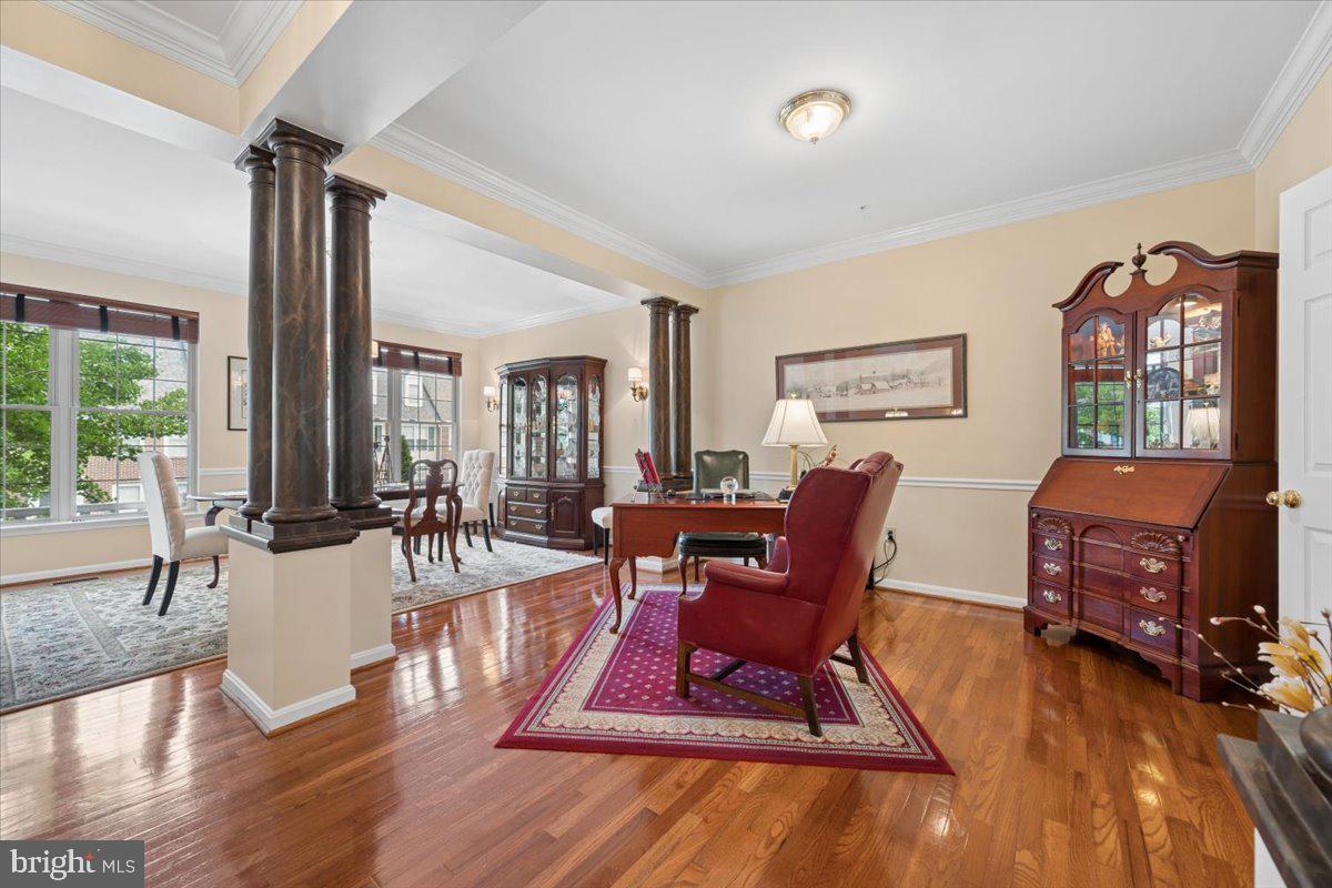 WORMANS MILL - Residential