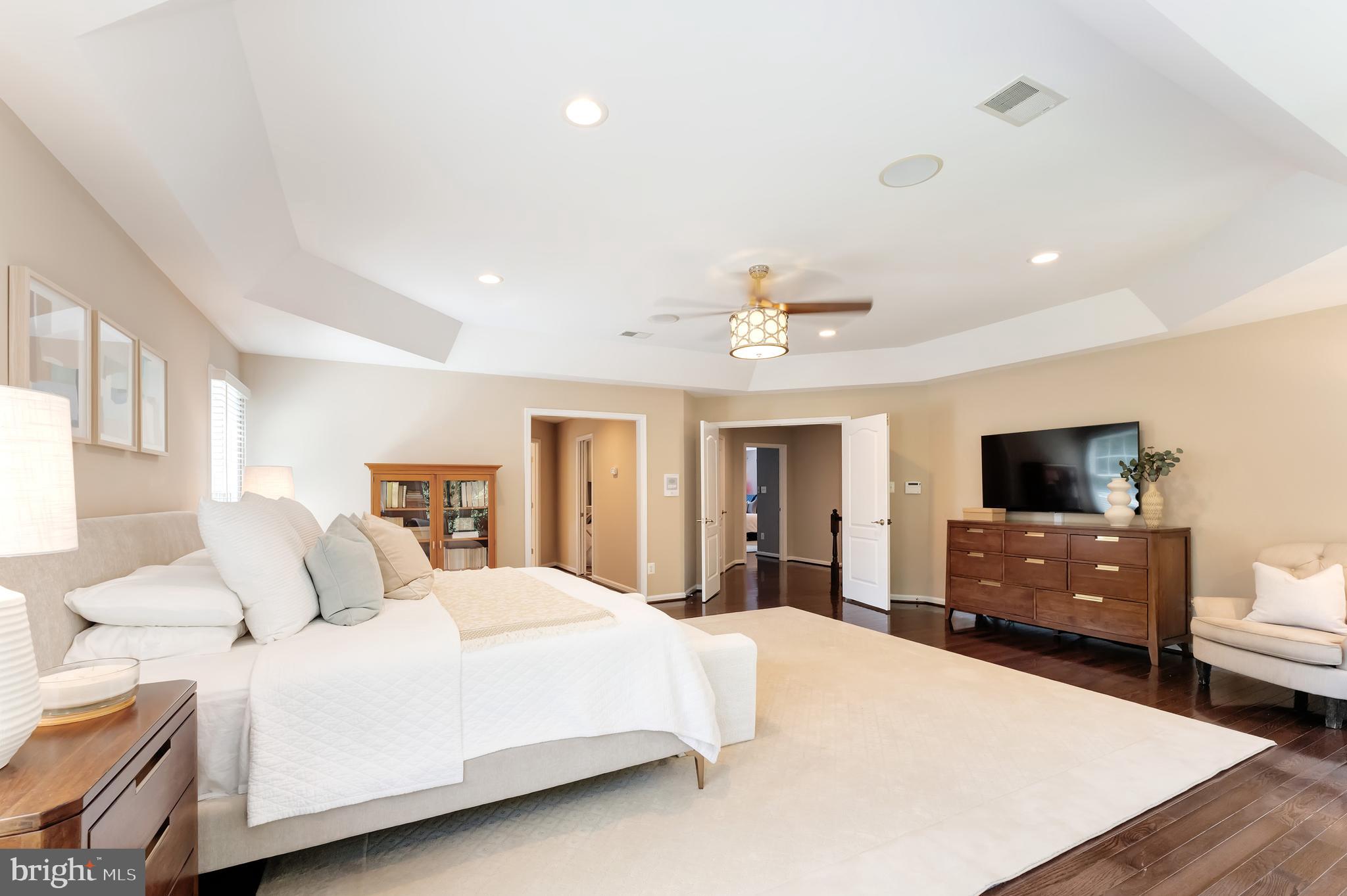 WOODLAND ESTATES - Residential