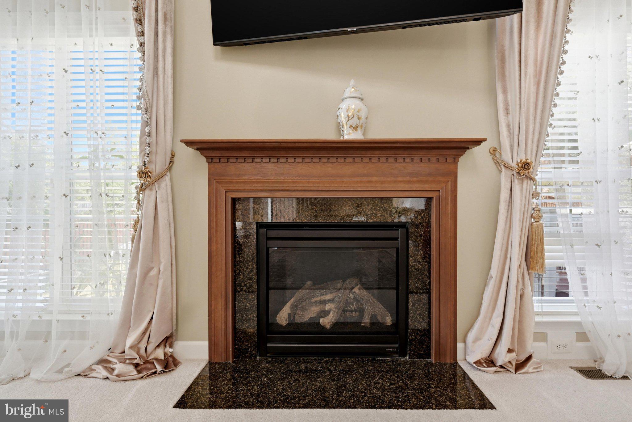 EAGLES POINTE - Residential